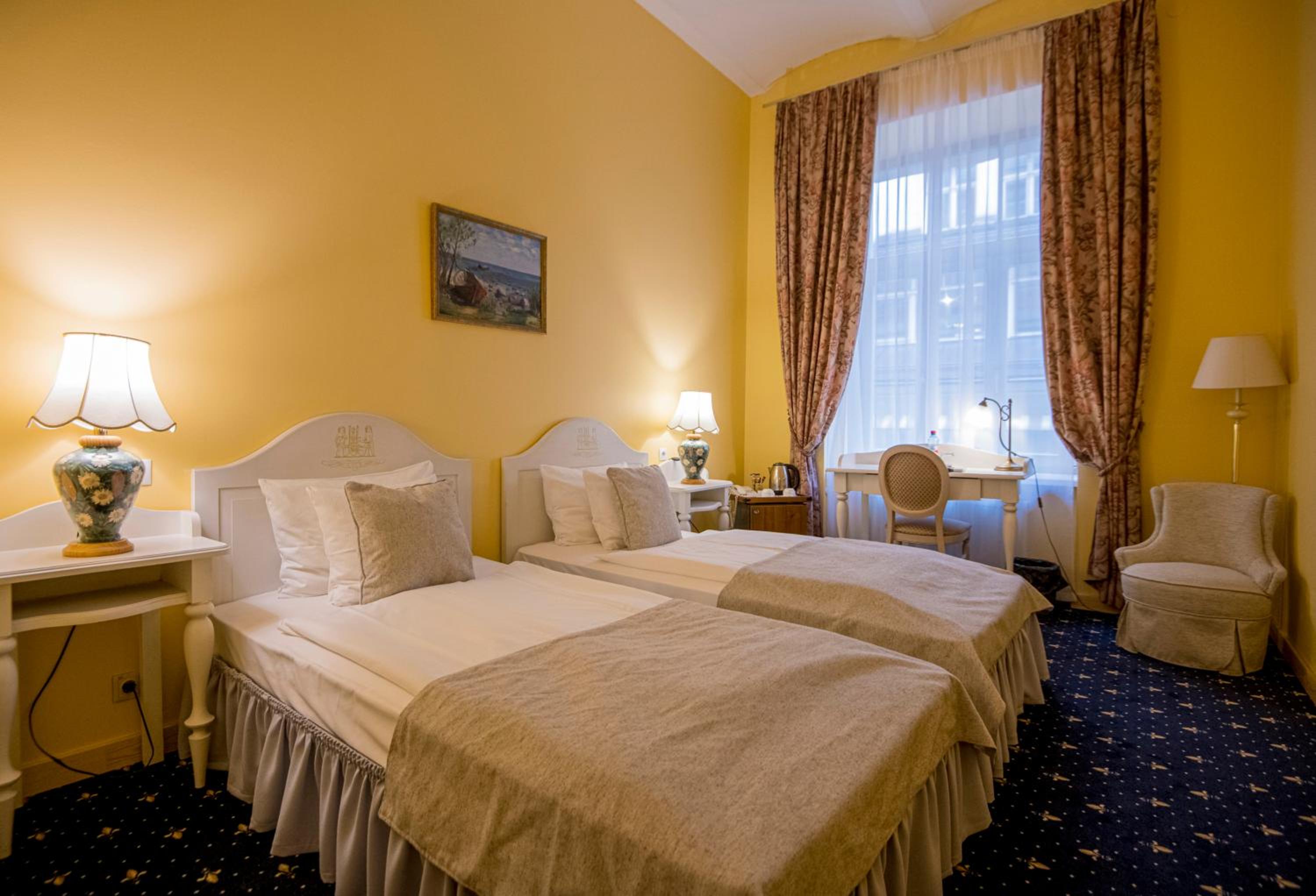 Standard Twin Room photo 1