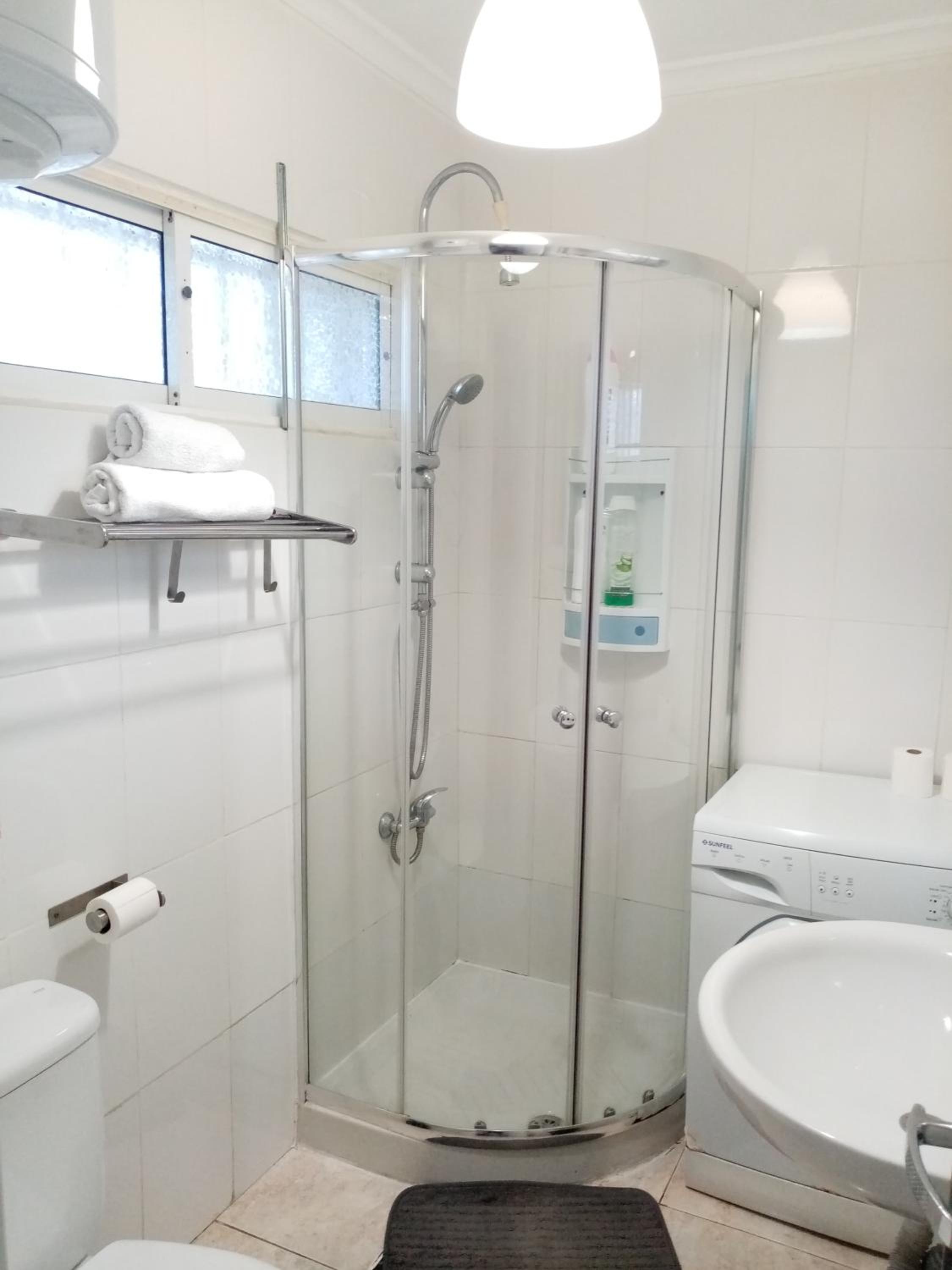 One-Bedroom Apartment - Photo 21