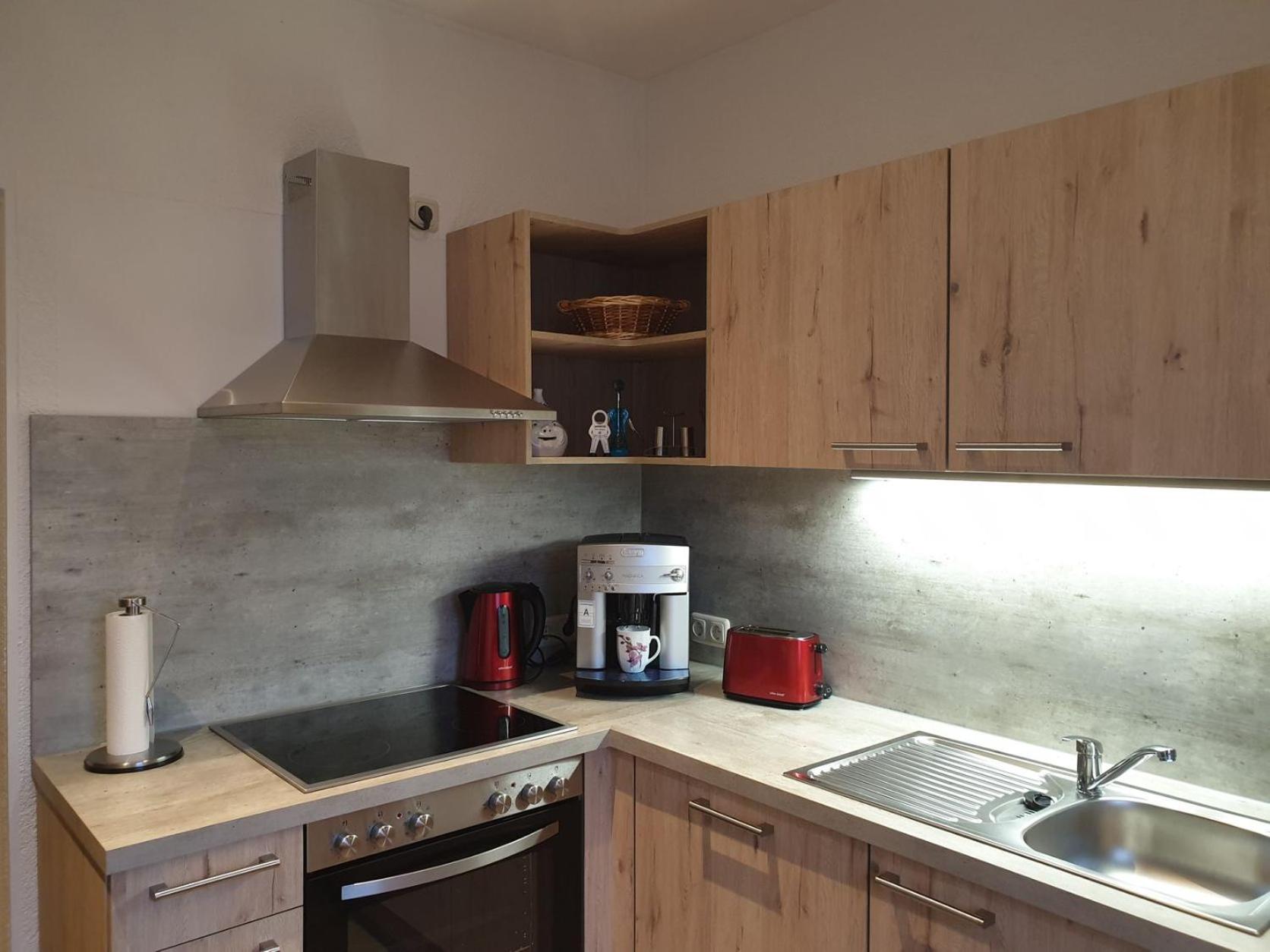 One-Bedroom Apartment - Photo 20
