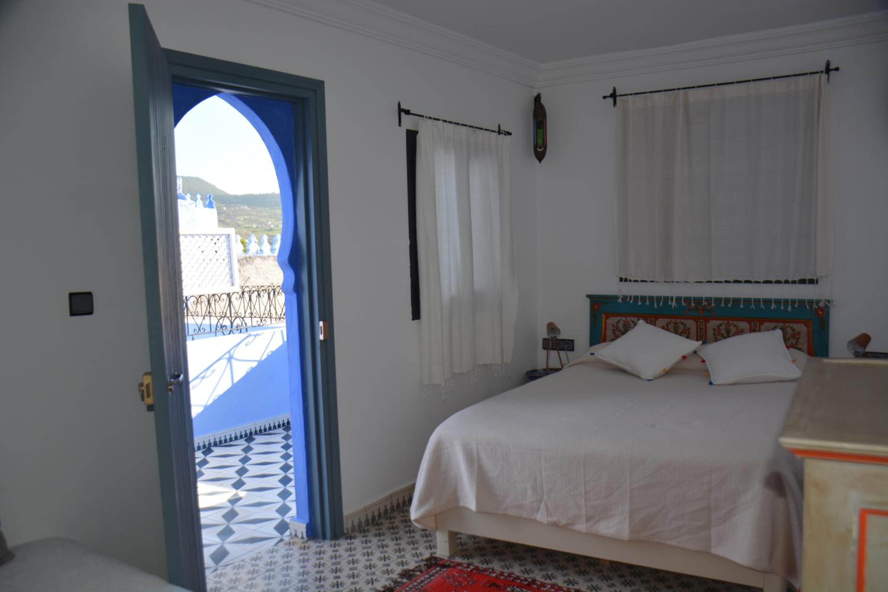 Double Room with Balcony (3 Adults) photo 1