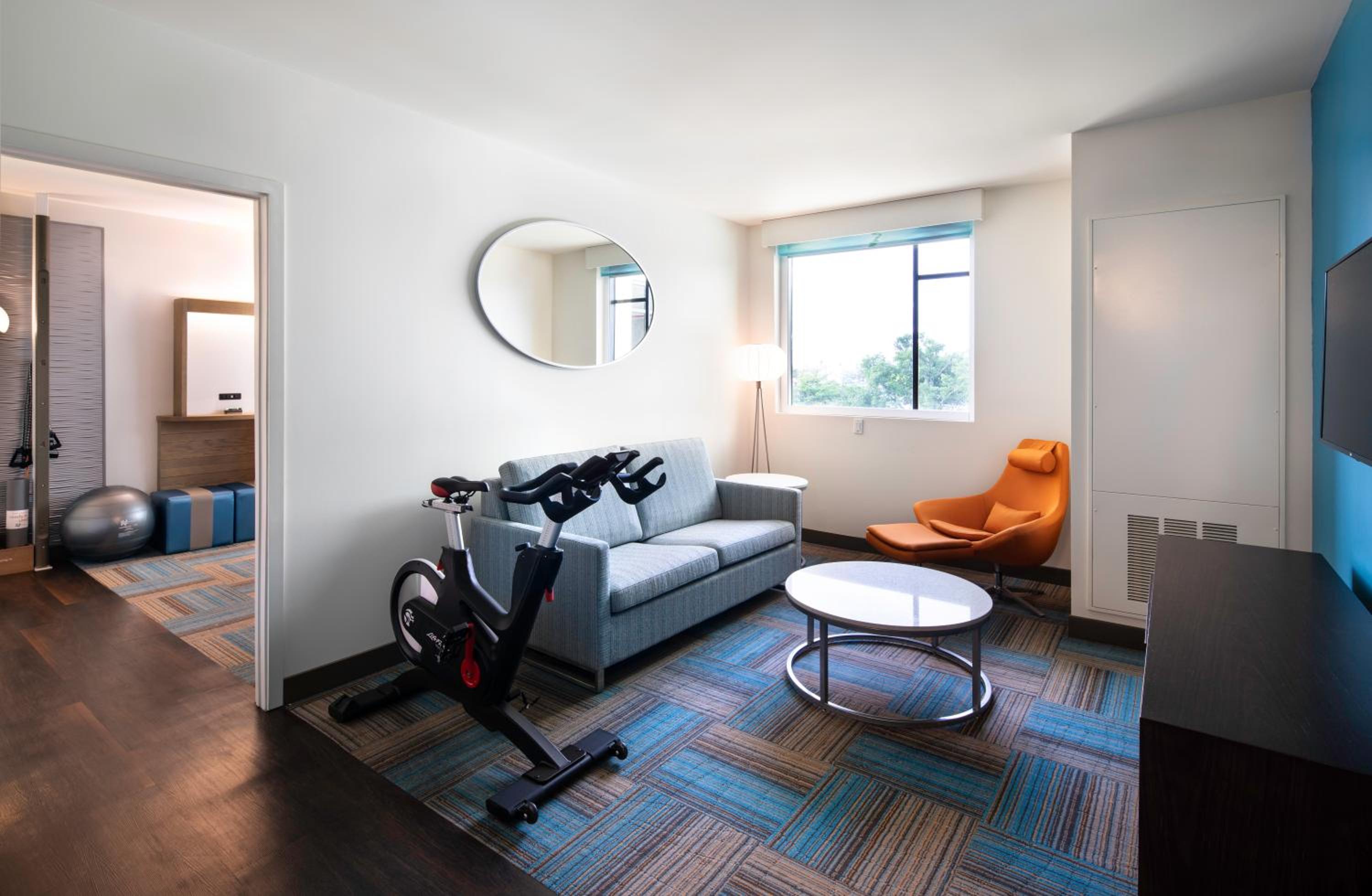 King Suite with Roll-In Shower - Mobility Accessible