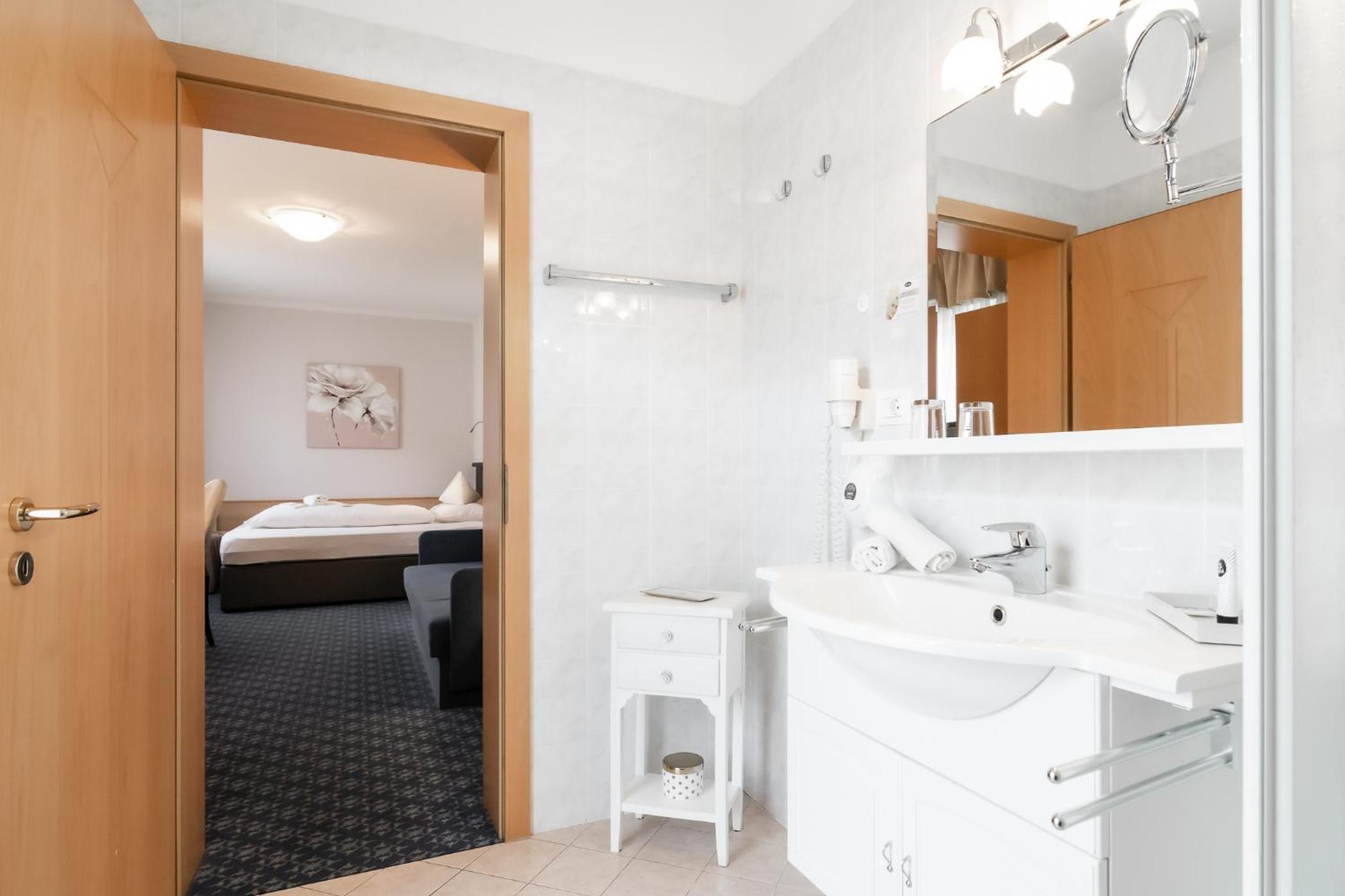 Single Room photo 3