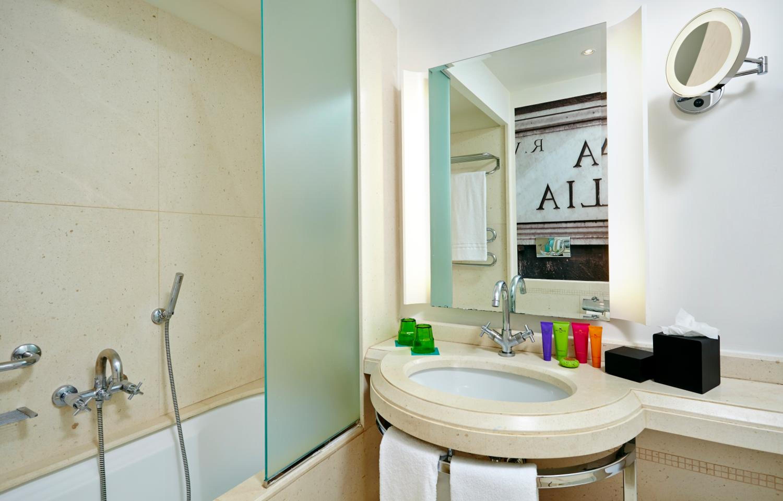 Standard Room - Photo 4