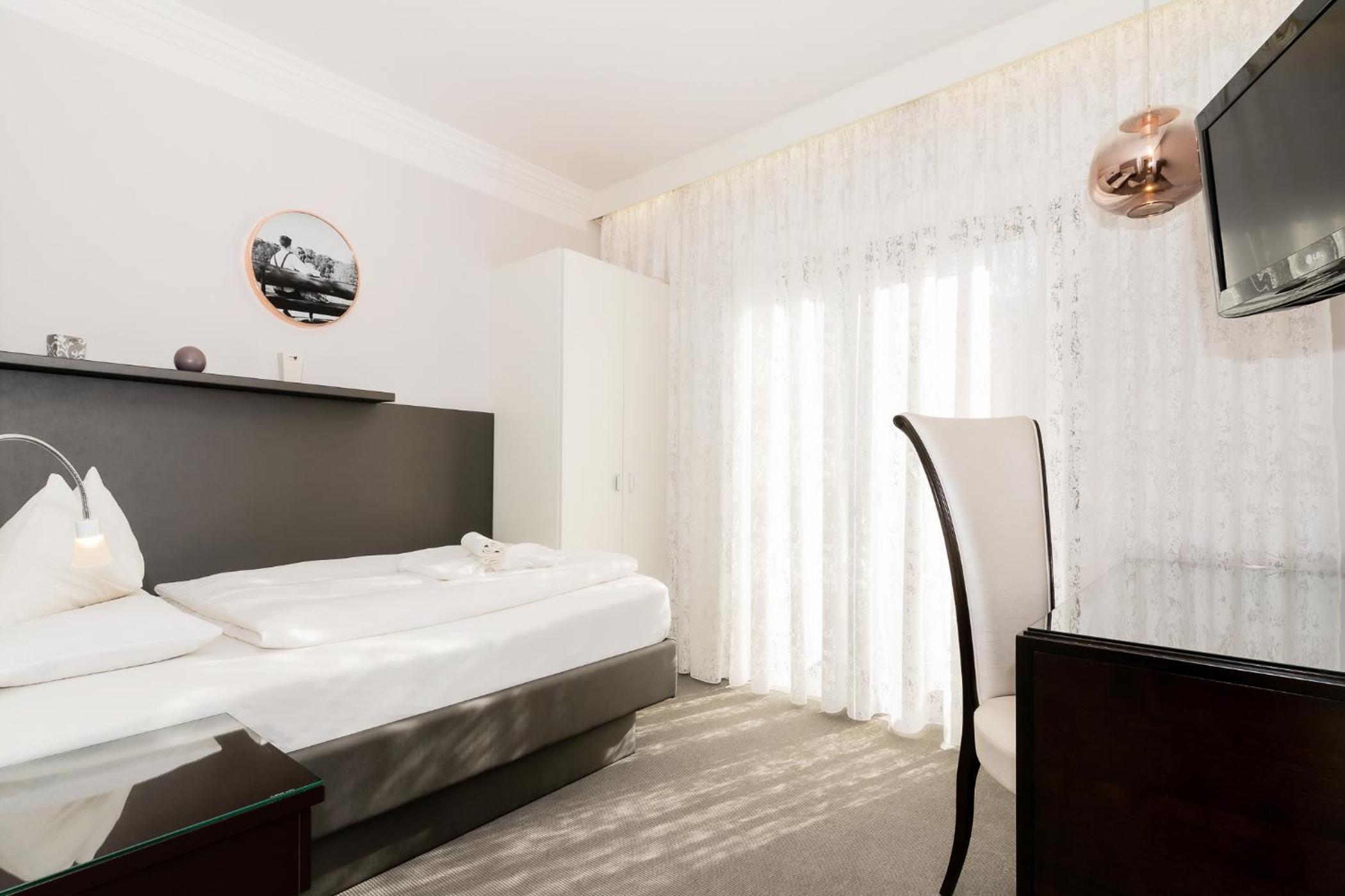 Single Room photo 1