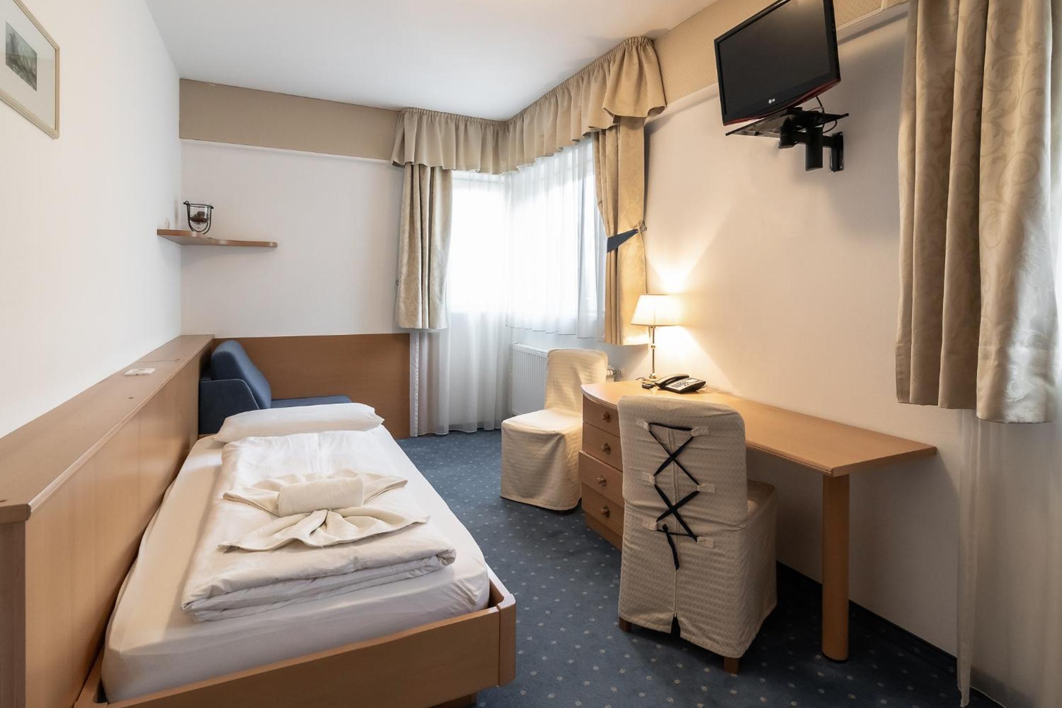Triple Room photo 3