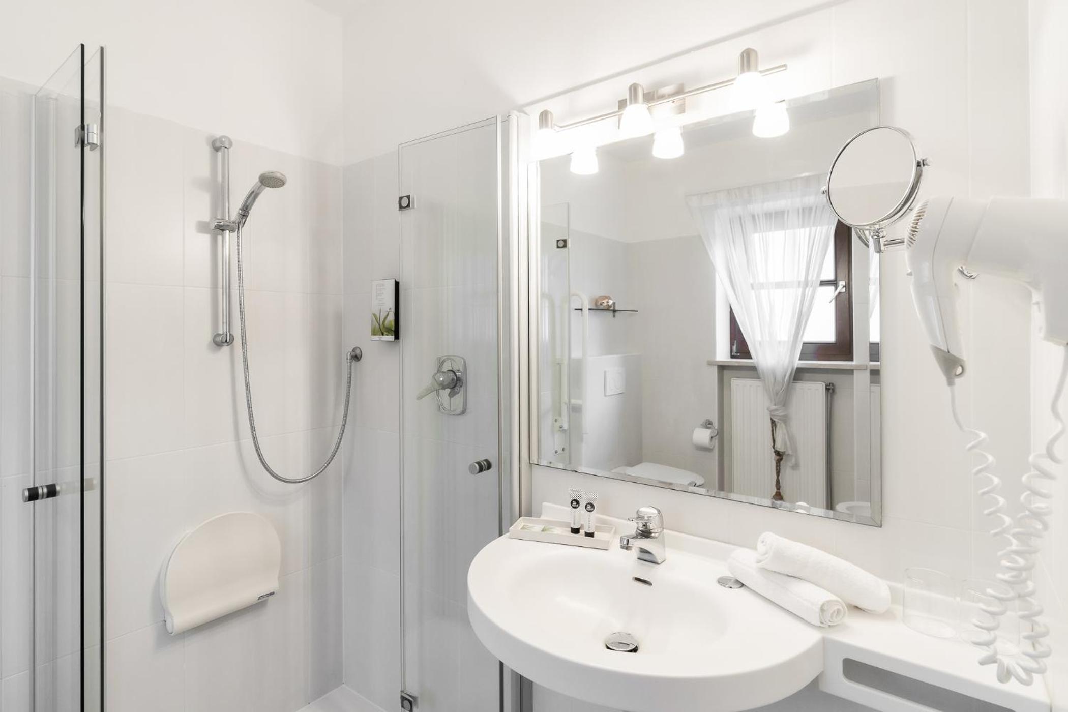Superior Double Room - Photo 5