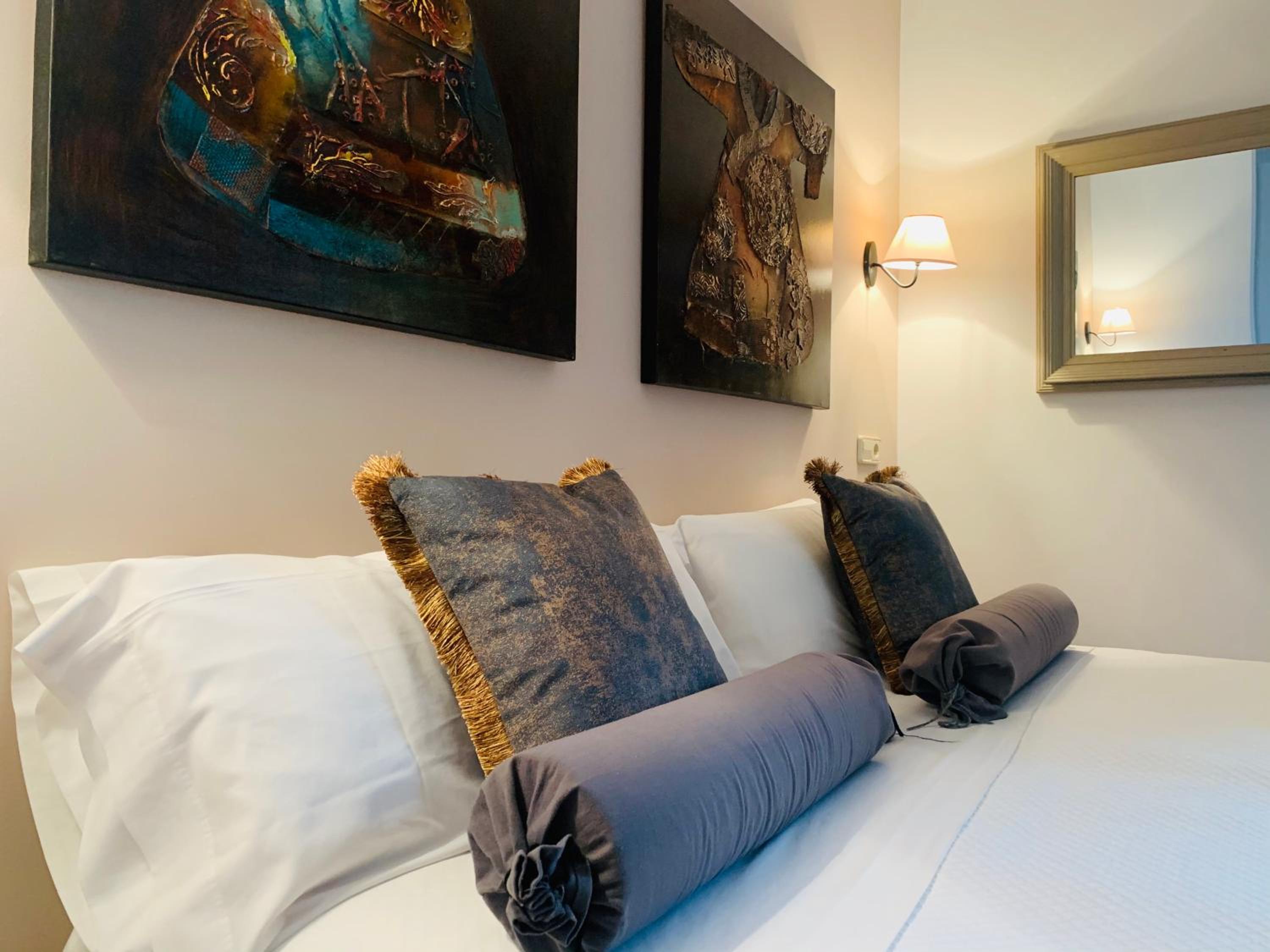 Double Room - Photo 26