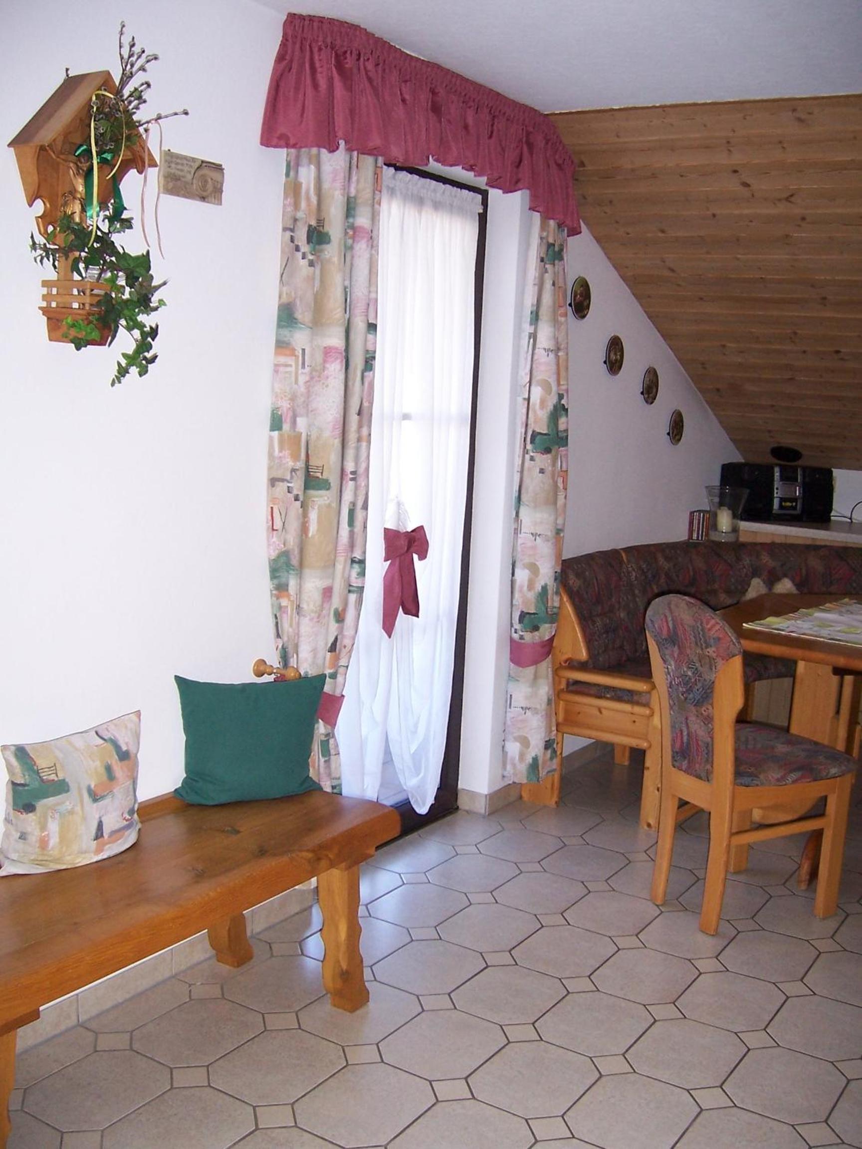 Standard Three-Bedroom Apartment photo 3