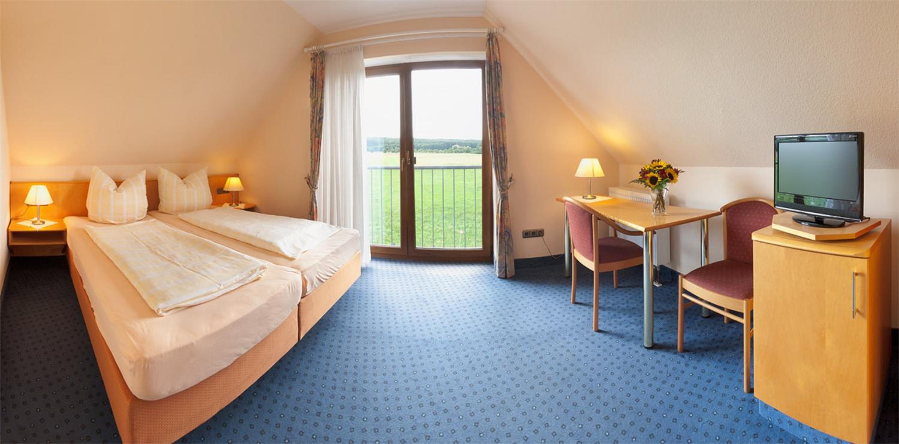 Standard Double Room photo 2