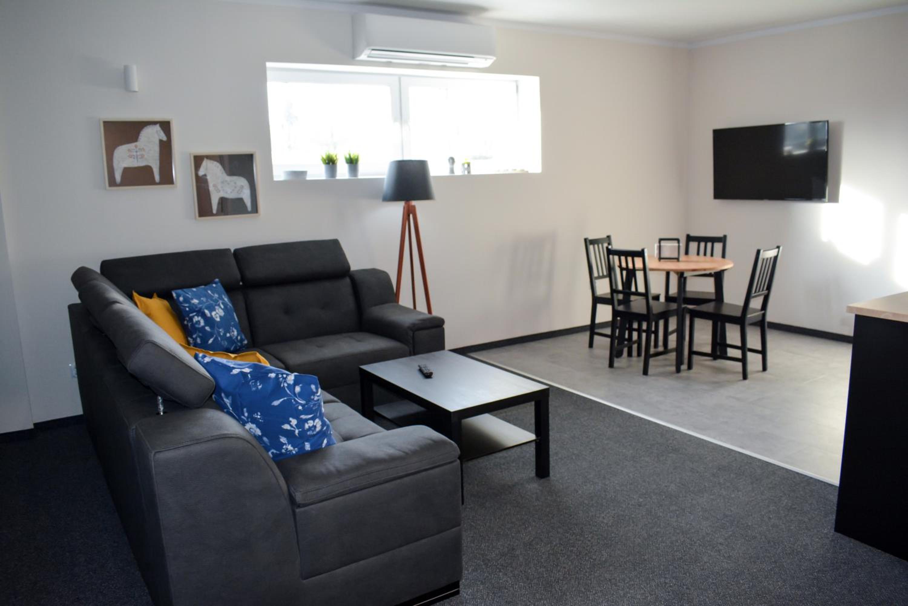 Studio Apartment photo 2