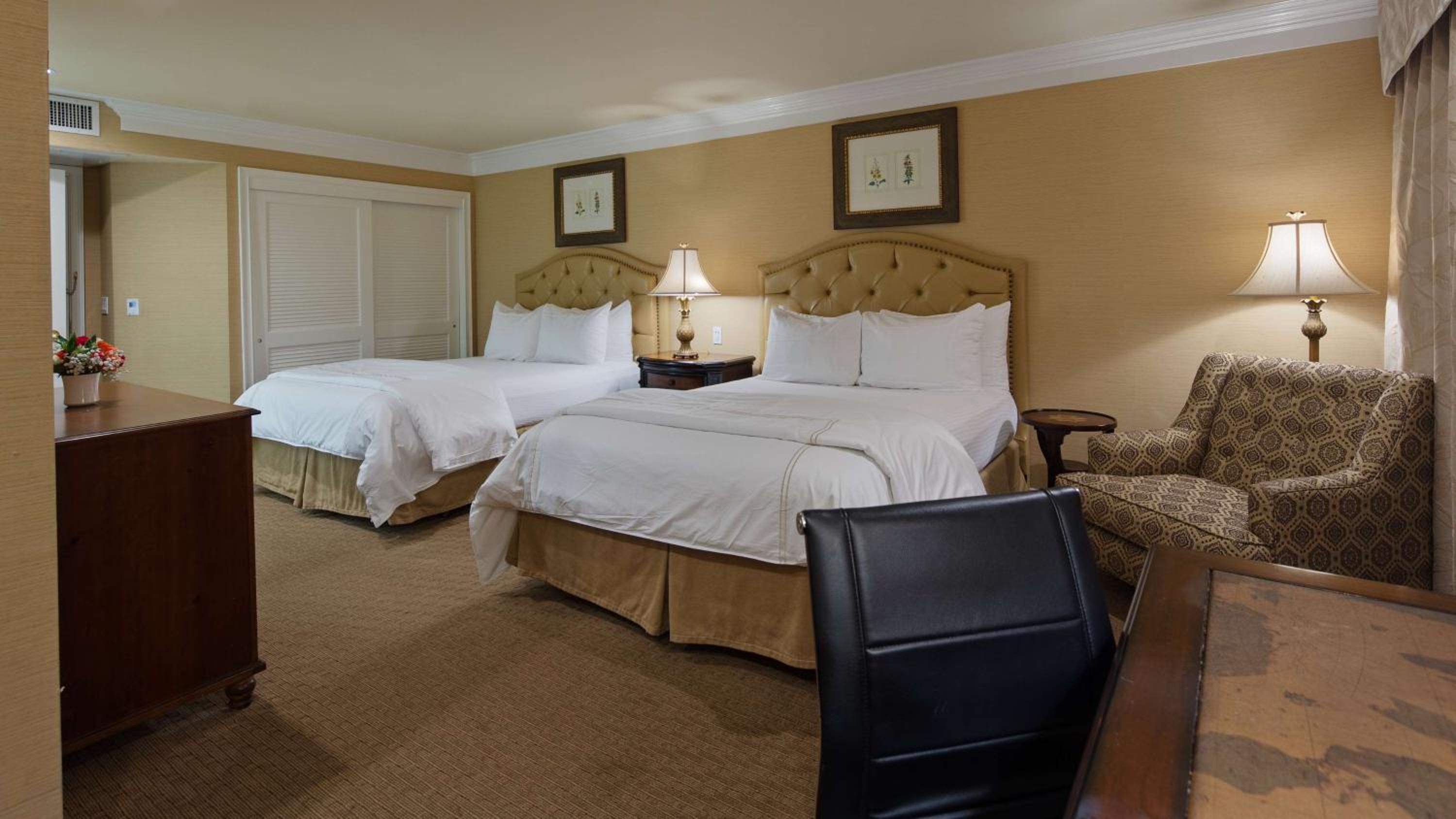 Queen Room with Two Queen Beds - Non-Smoking