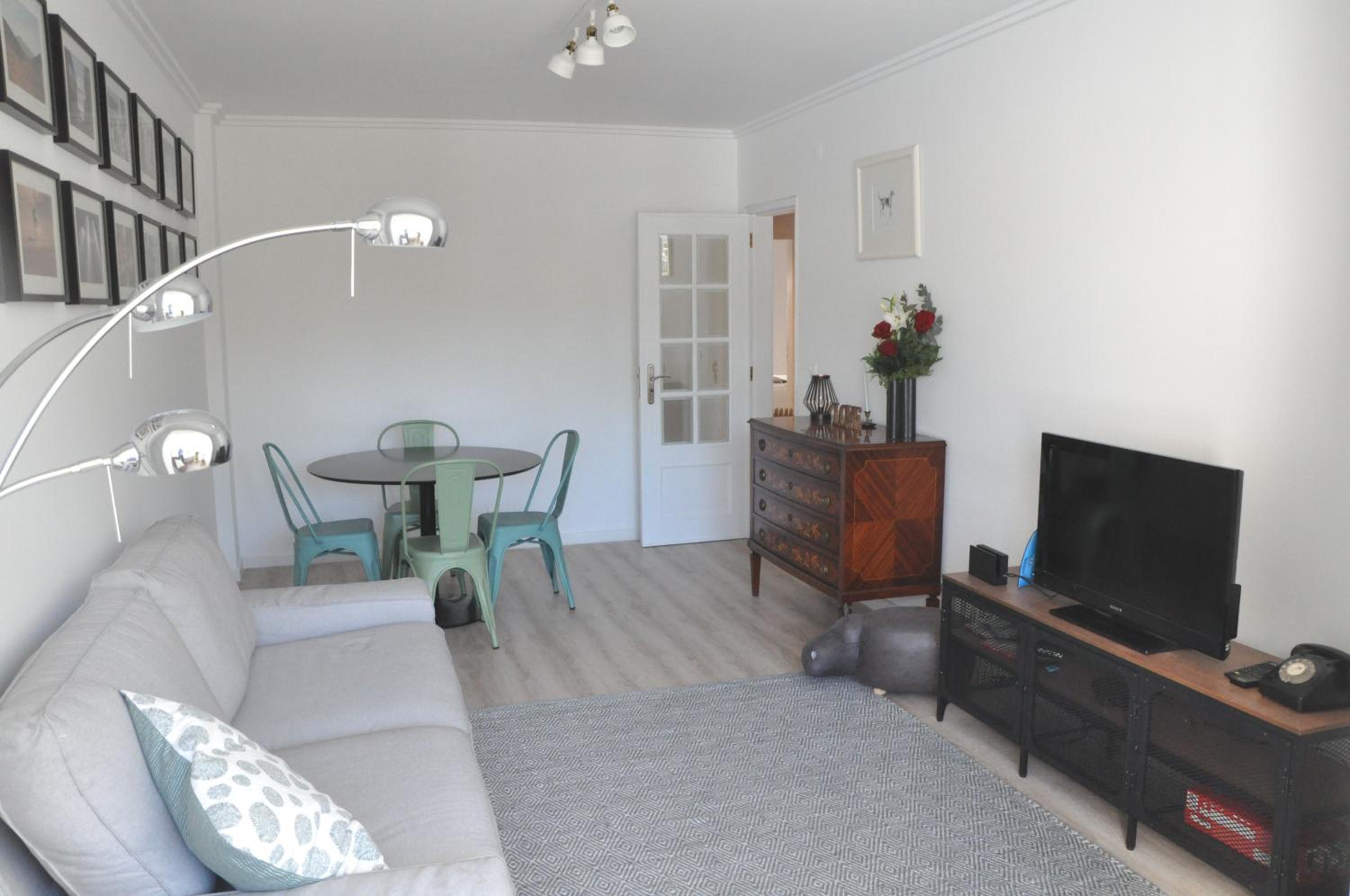 Two-Bedroom Apartment photo 2