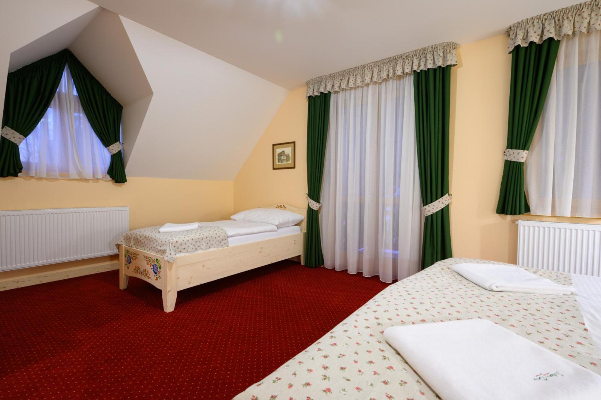 Triple Room with Balcony photo 1