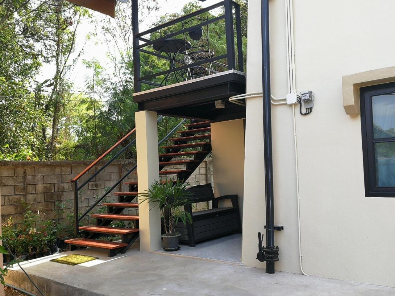 Double Room with Private External Bathroom - Photo 6