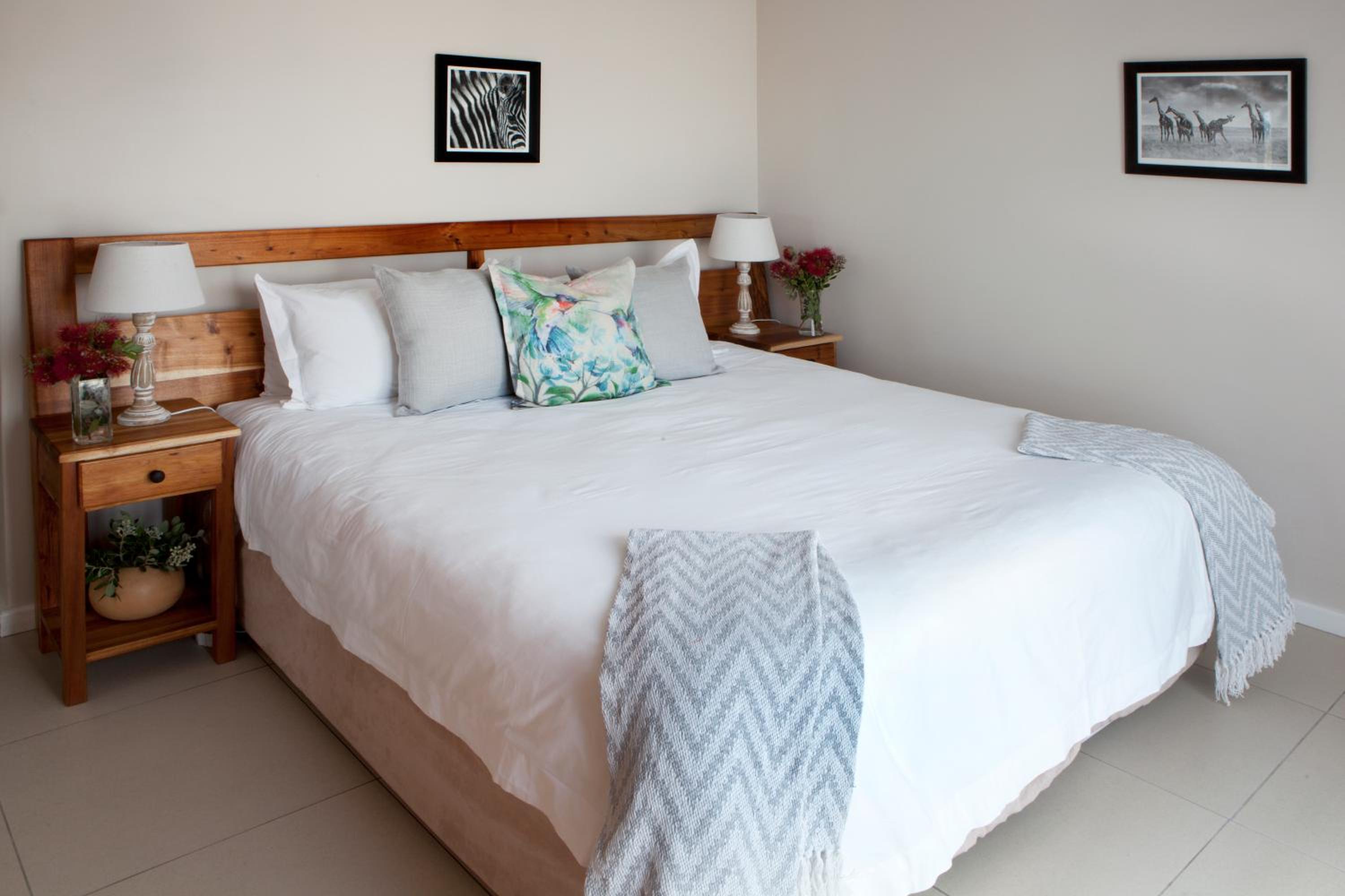 One-Bedroom Apartment with Sea View (Giraffe Flatlet) photo 2