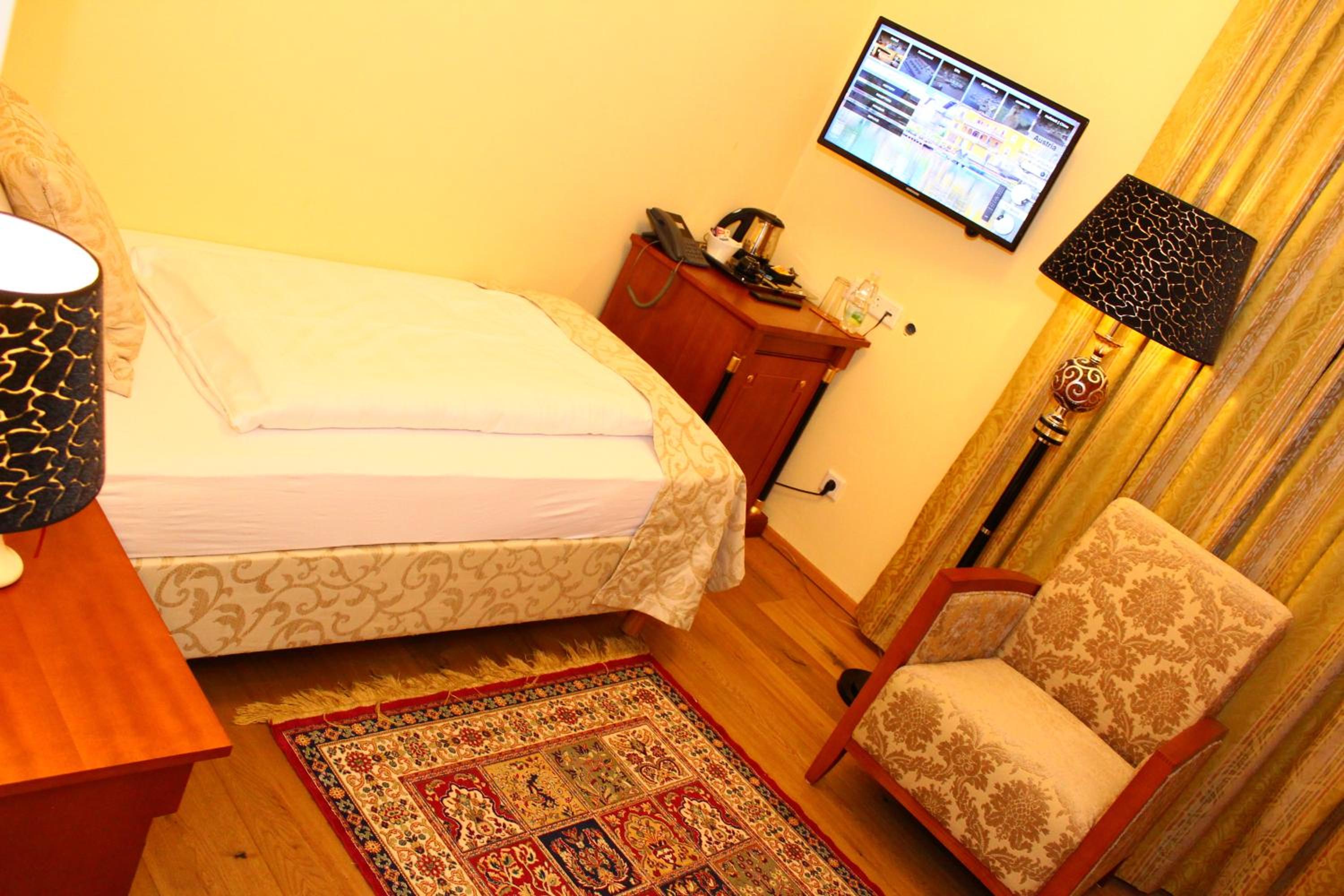 Single Room