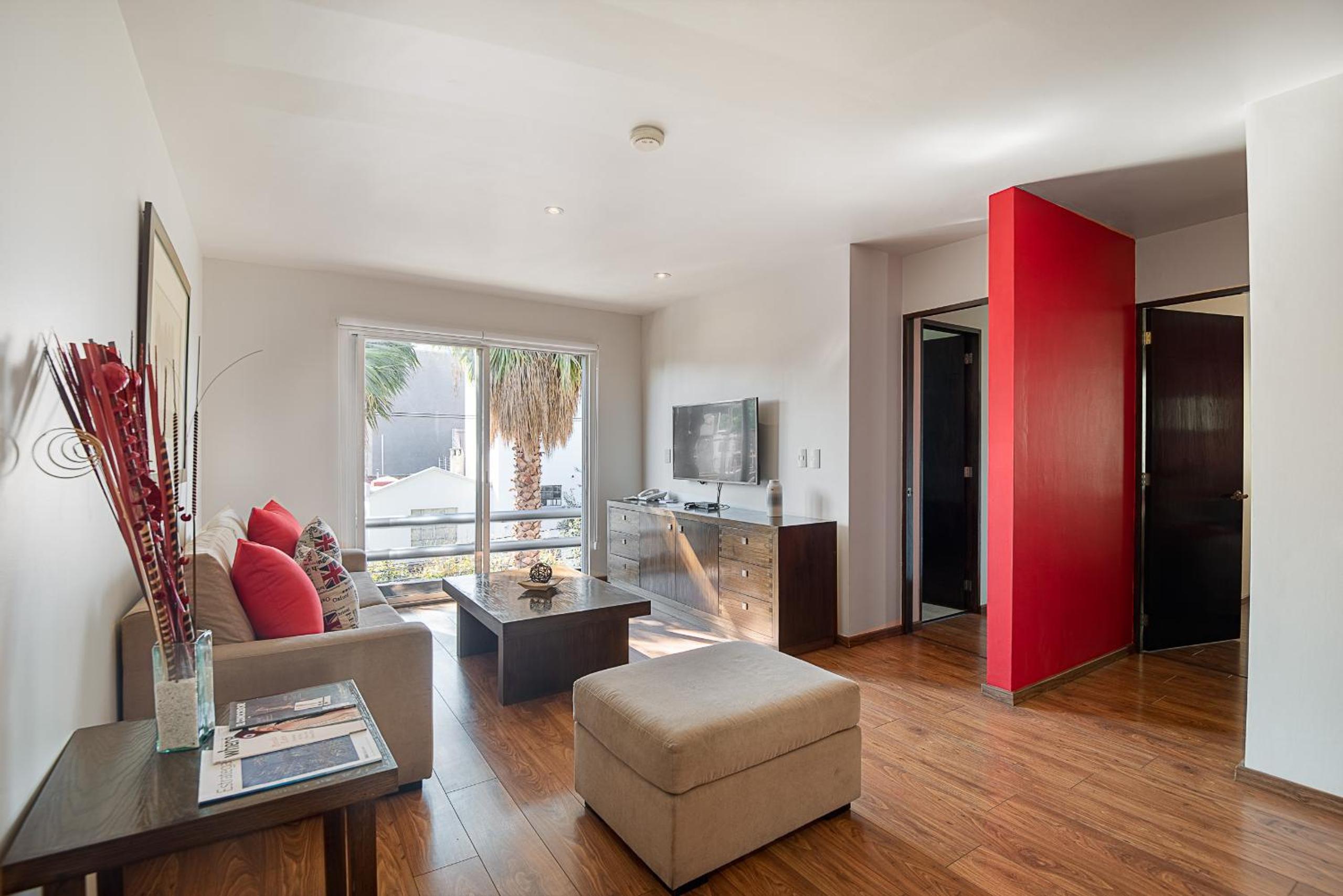 Executive Suite - Photo 27