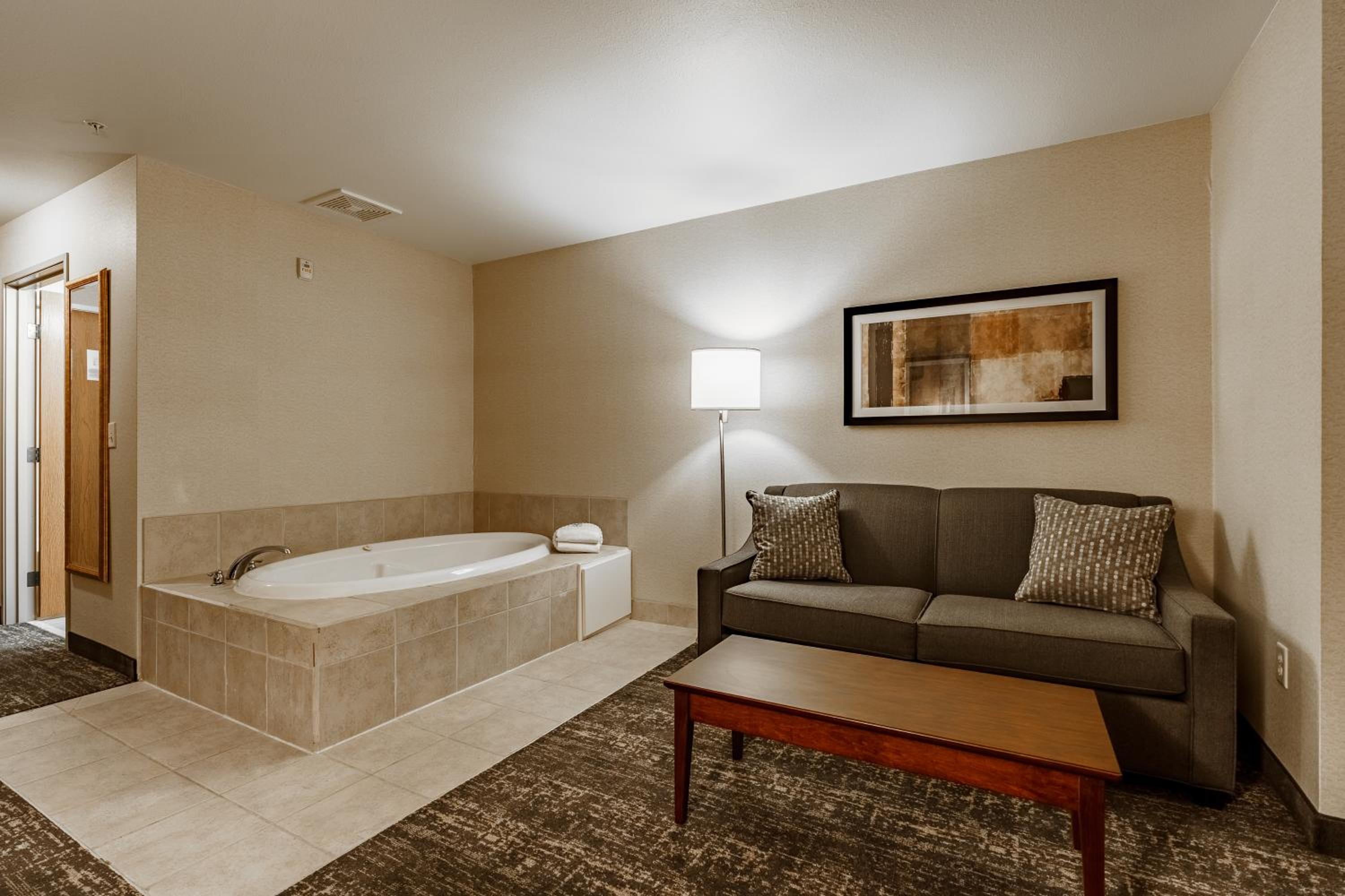 King Room - Disability Access - Photo 1