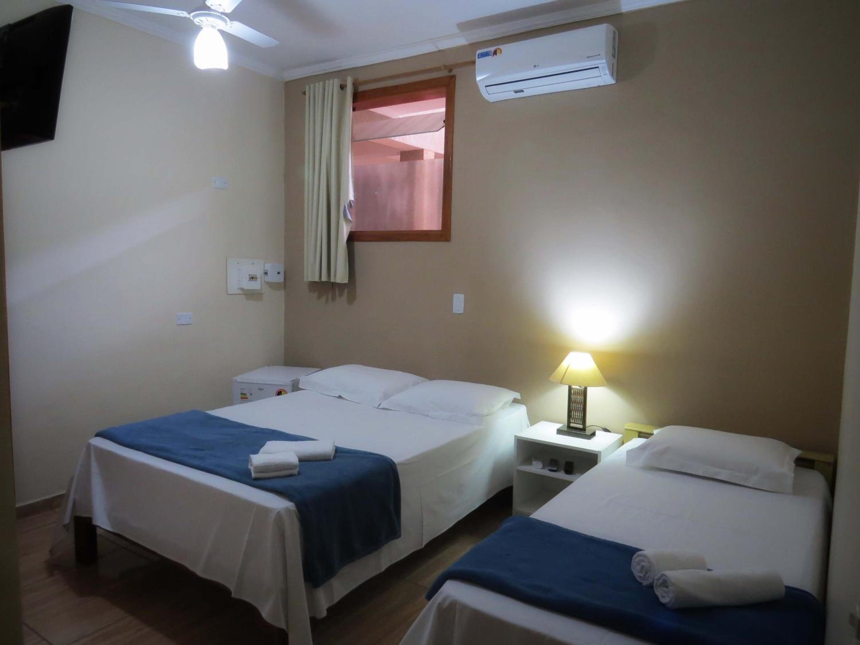 Triple Room with Private Bathroom photo 2