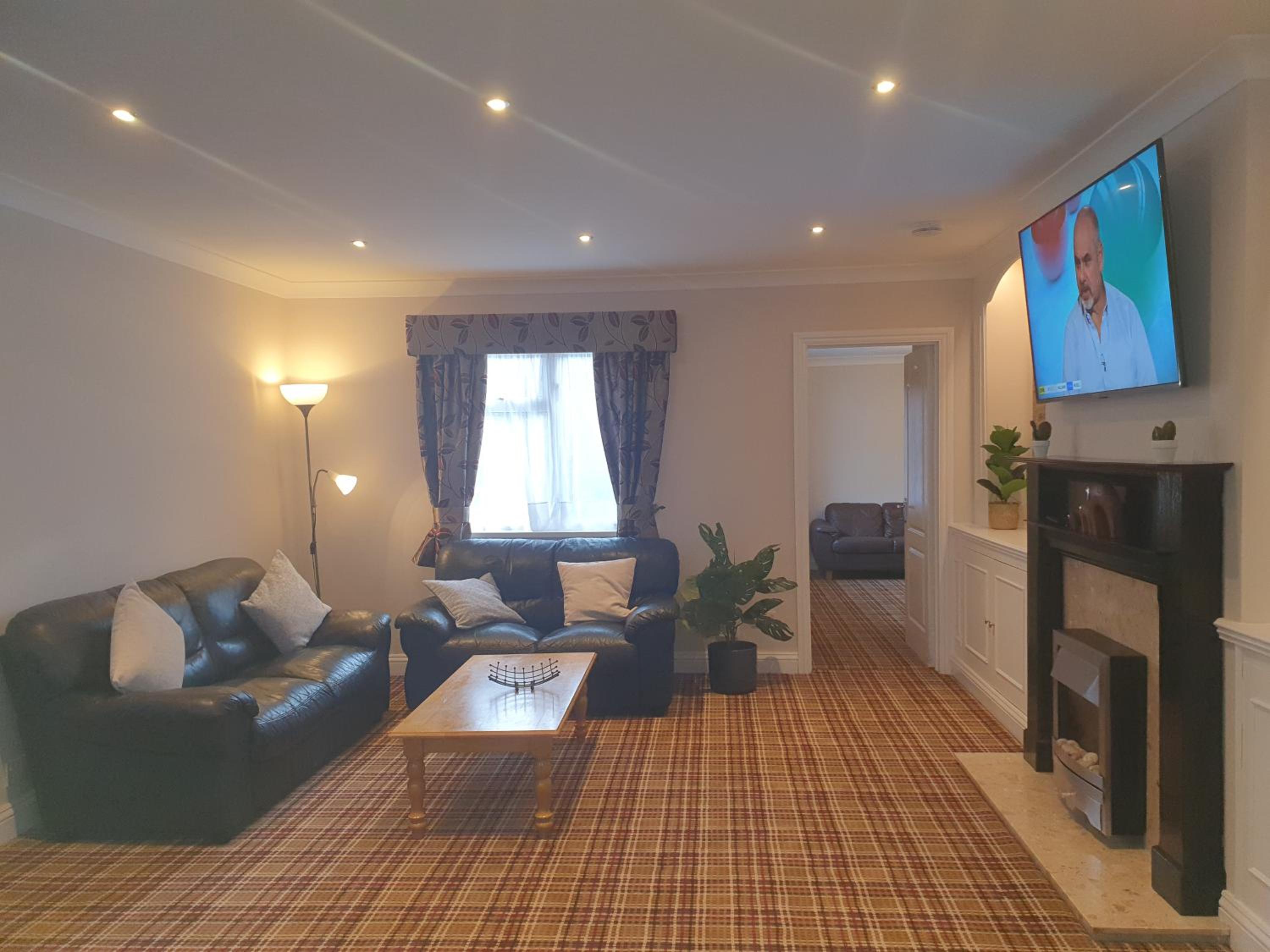 Three-Bedroom Chalet photo 1