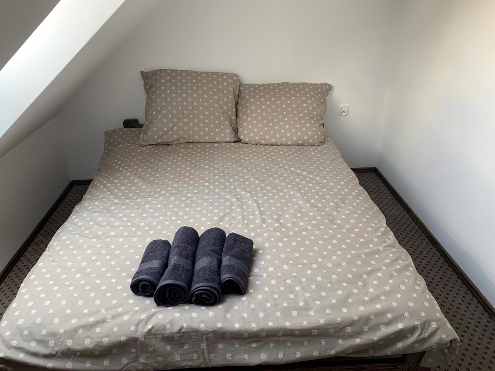 Standard Double Room - Photo 4