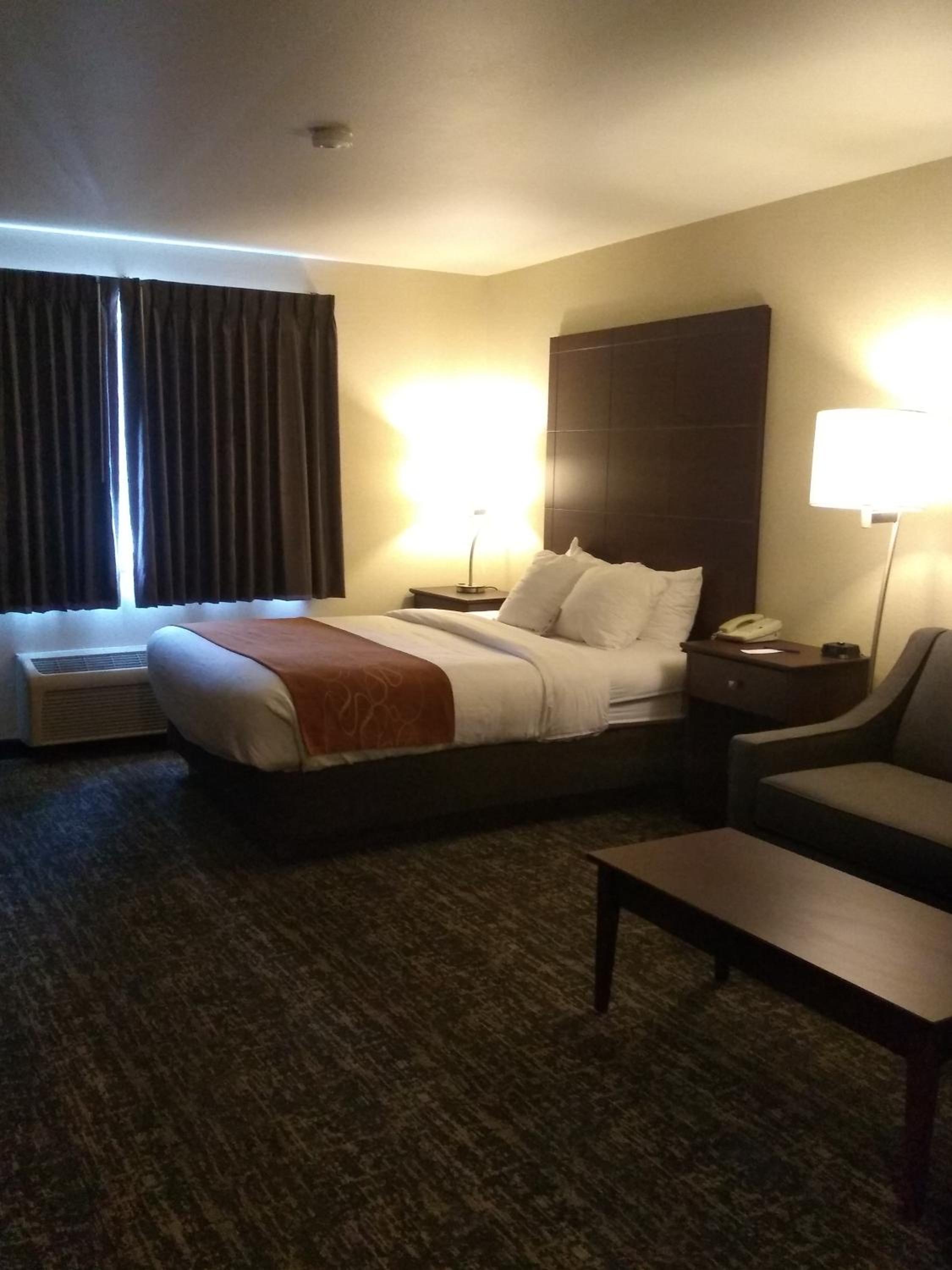 Queen Room - Photo 3