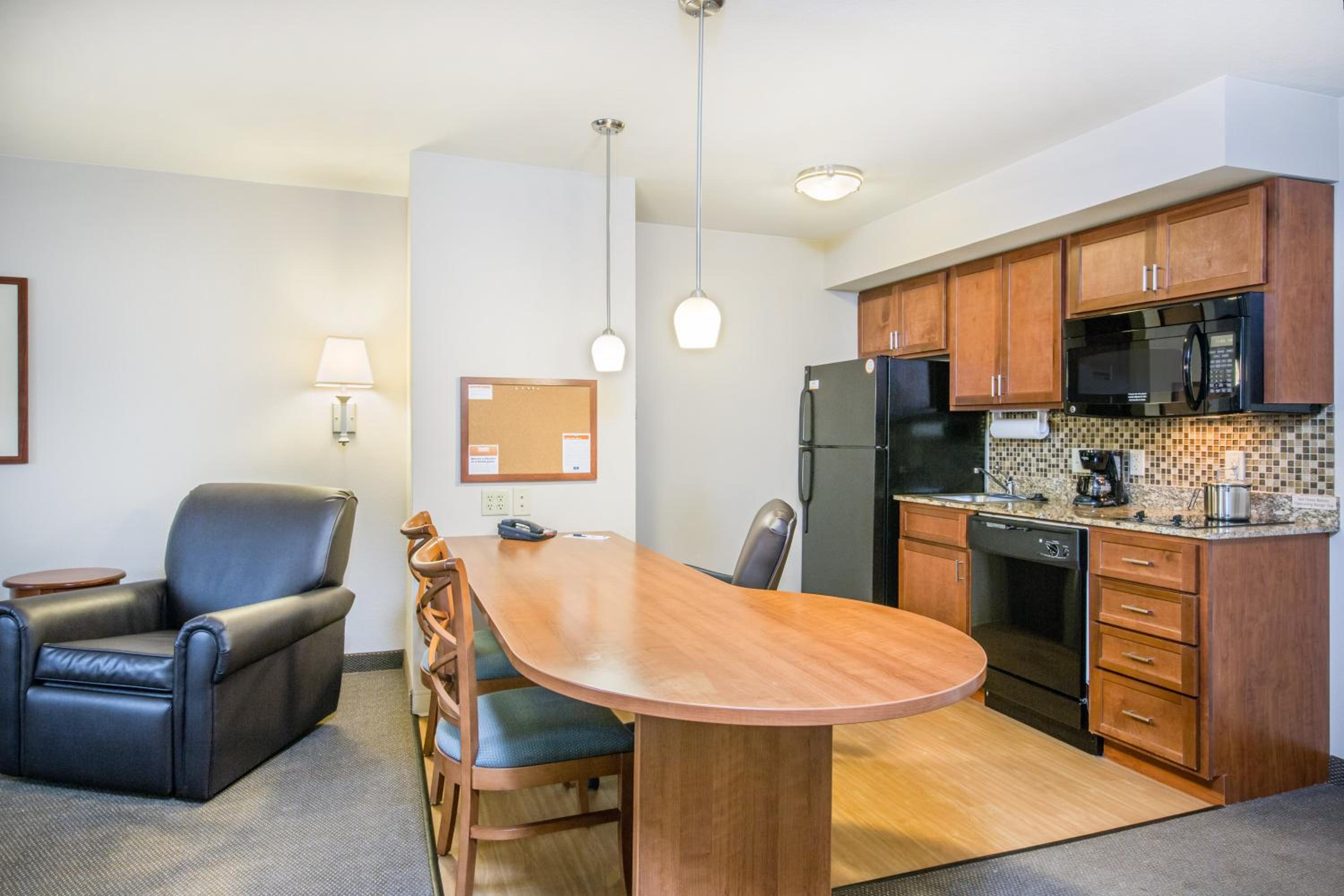 One-Bedroom King Suite - Photo 2