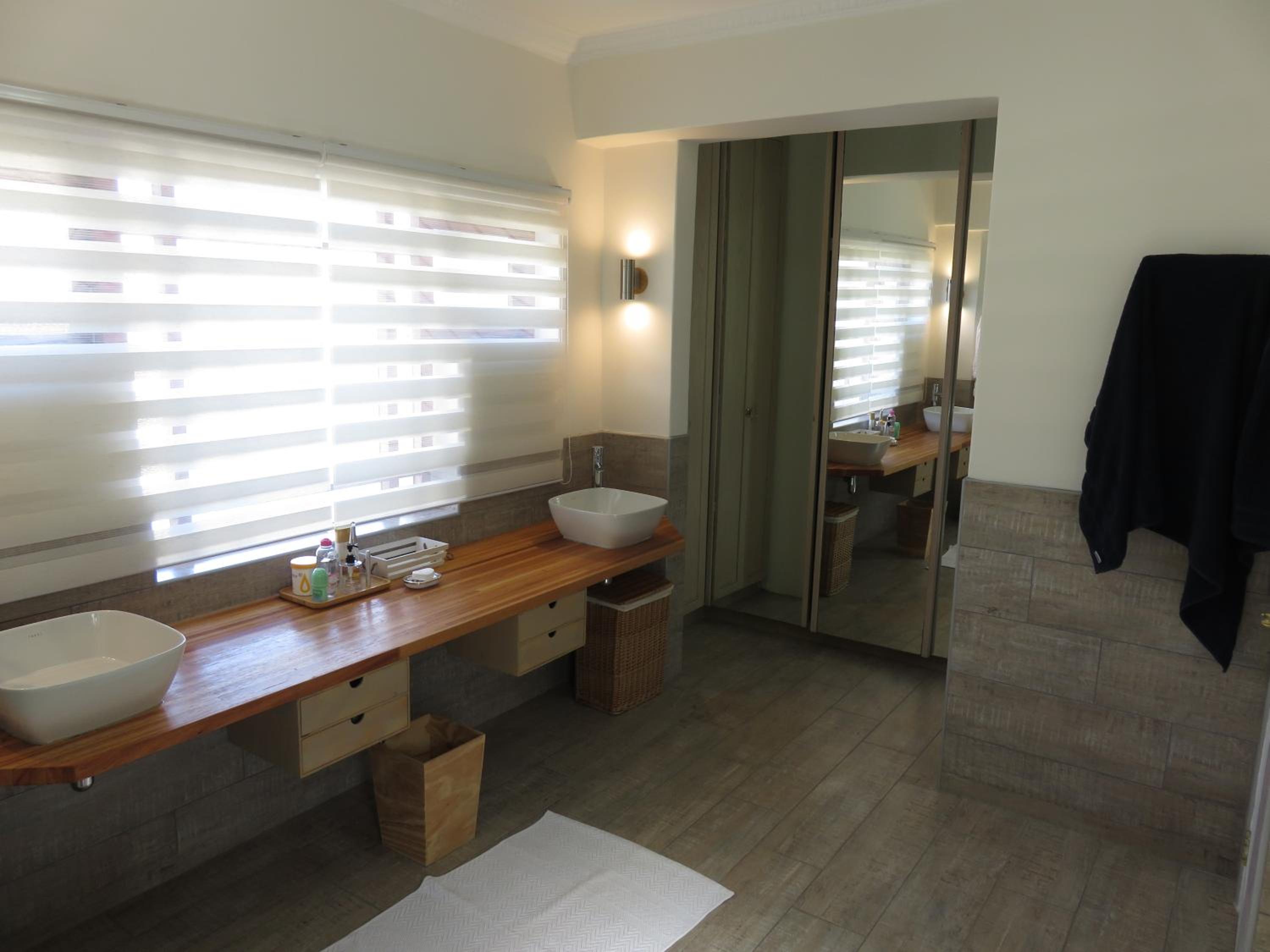 King Room with Sea View - Photo 6
