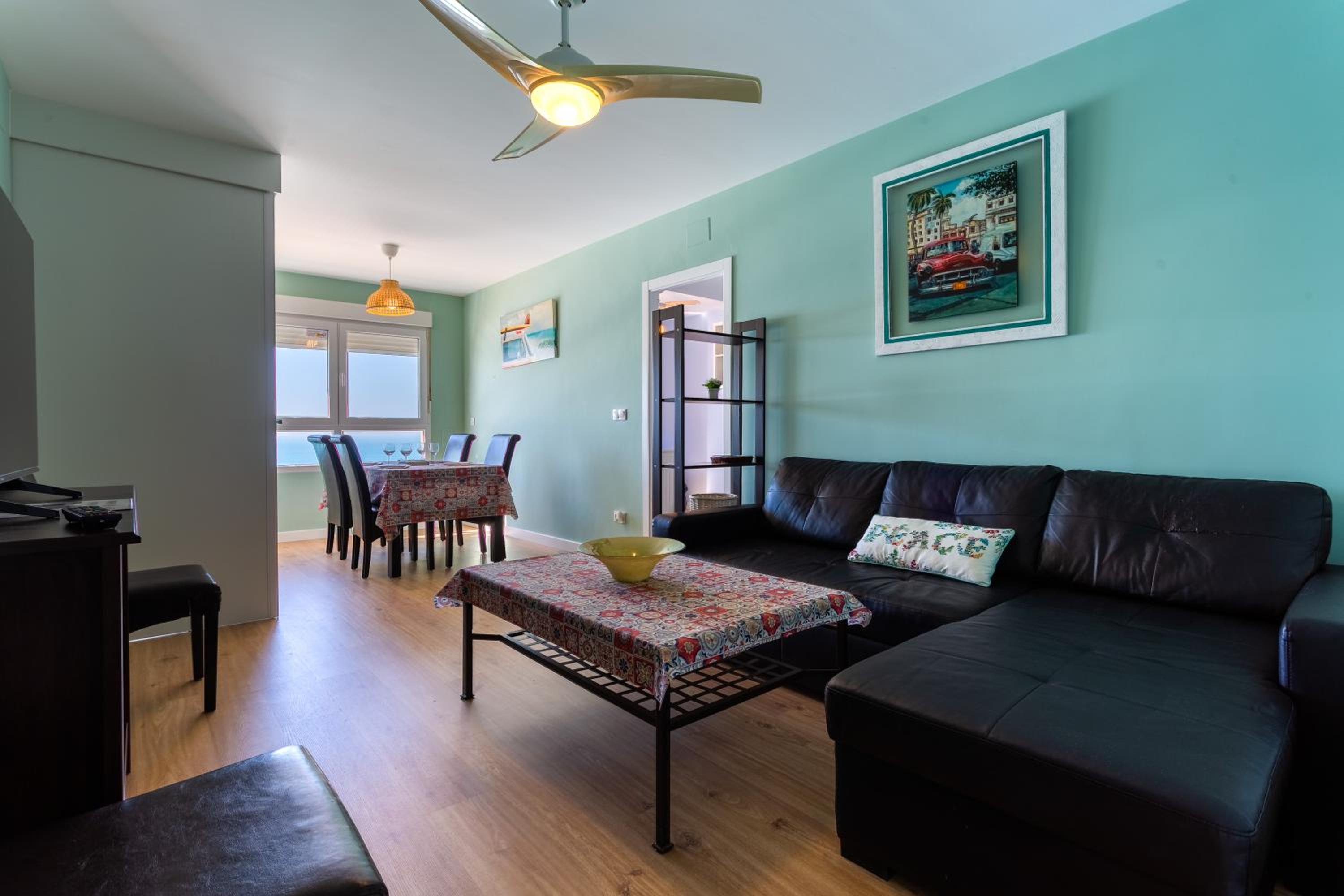 Apartamento con vista al mar