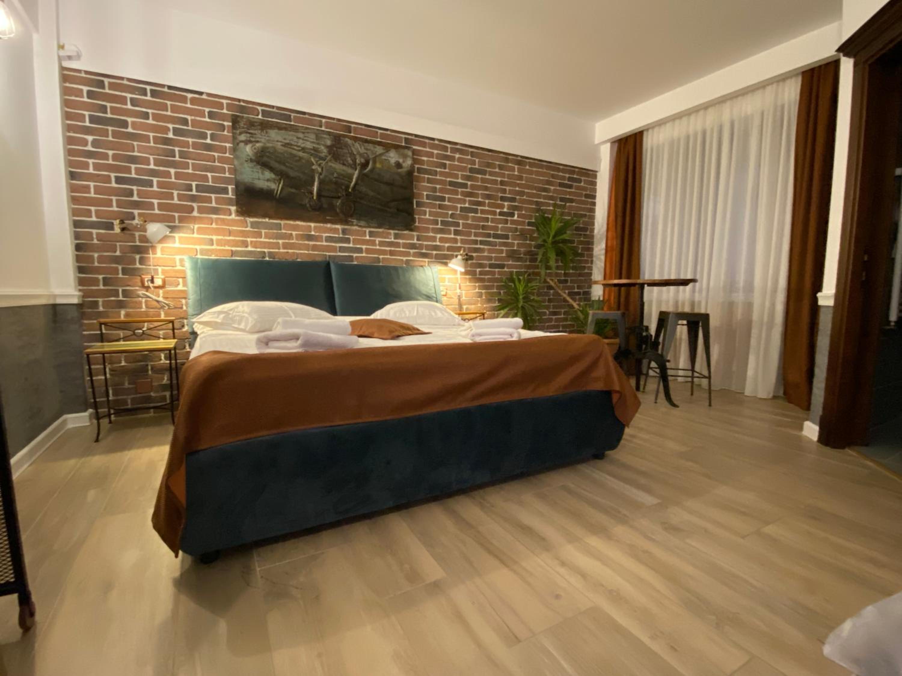 Apartment with Garden View - Photo 2