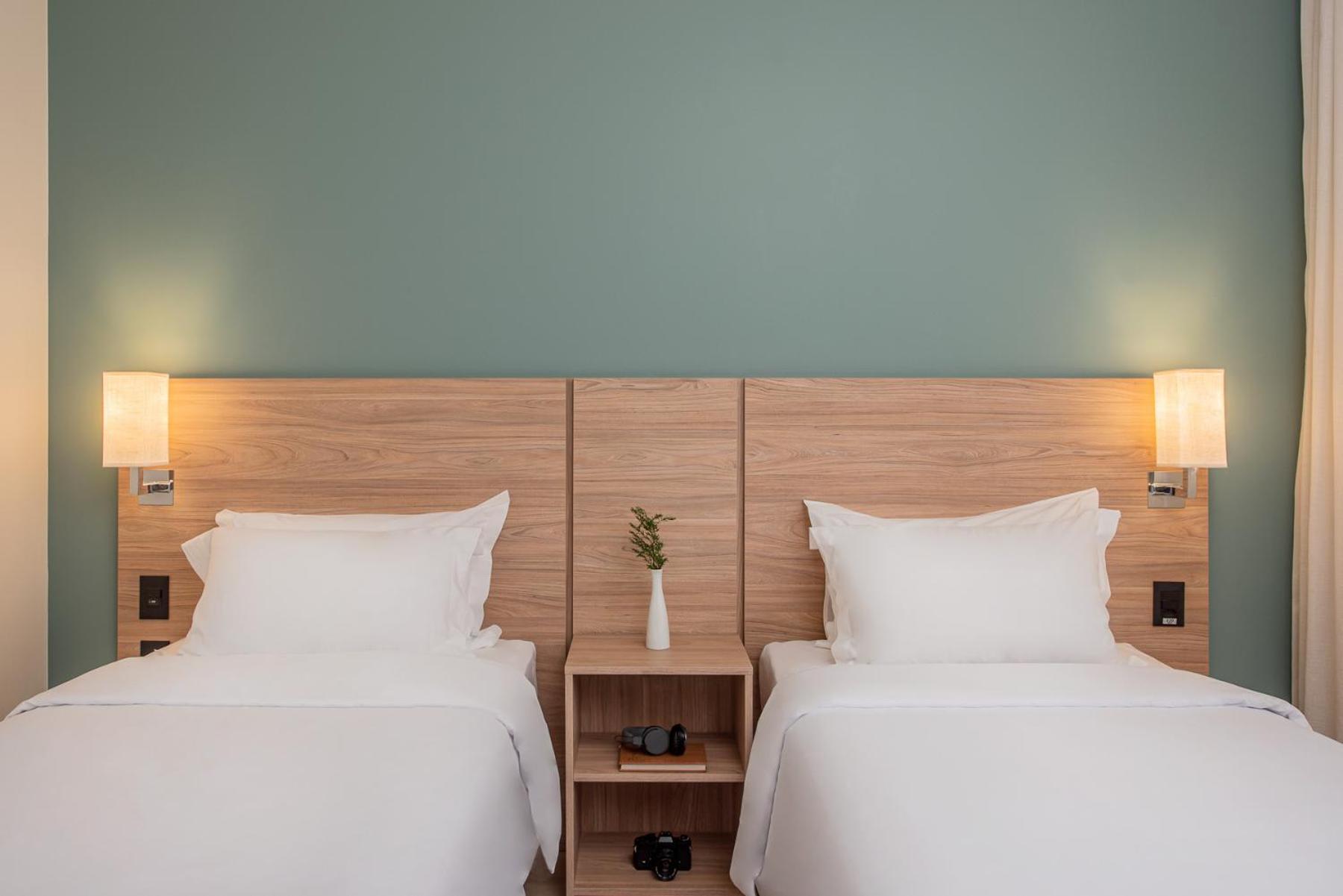 Standard Twin - 2 Single Beds - Photo 1