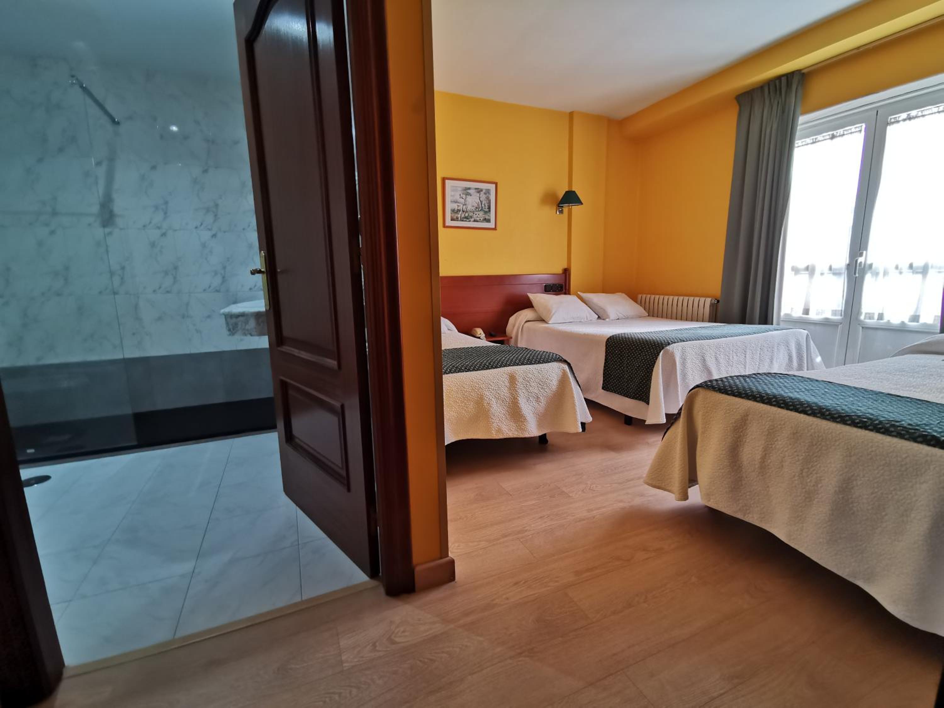 Triple Room photo 3