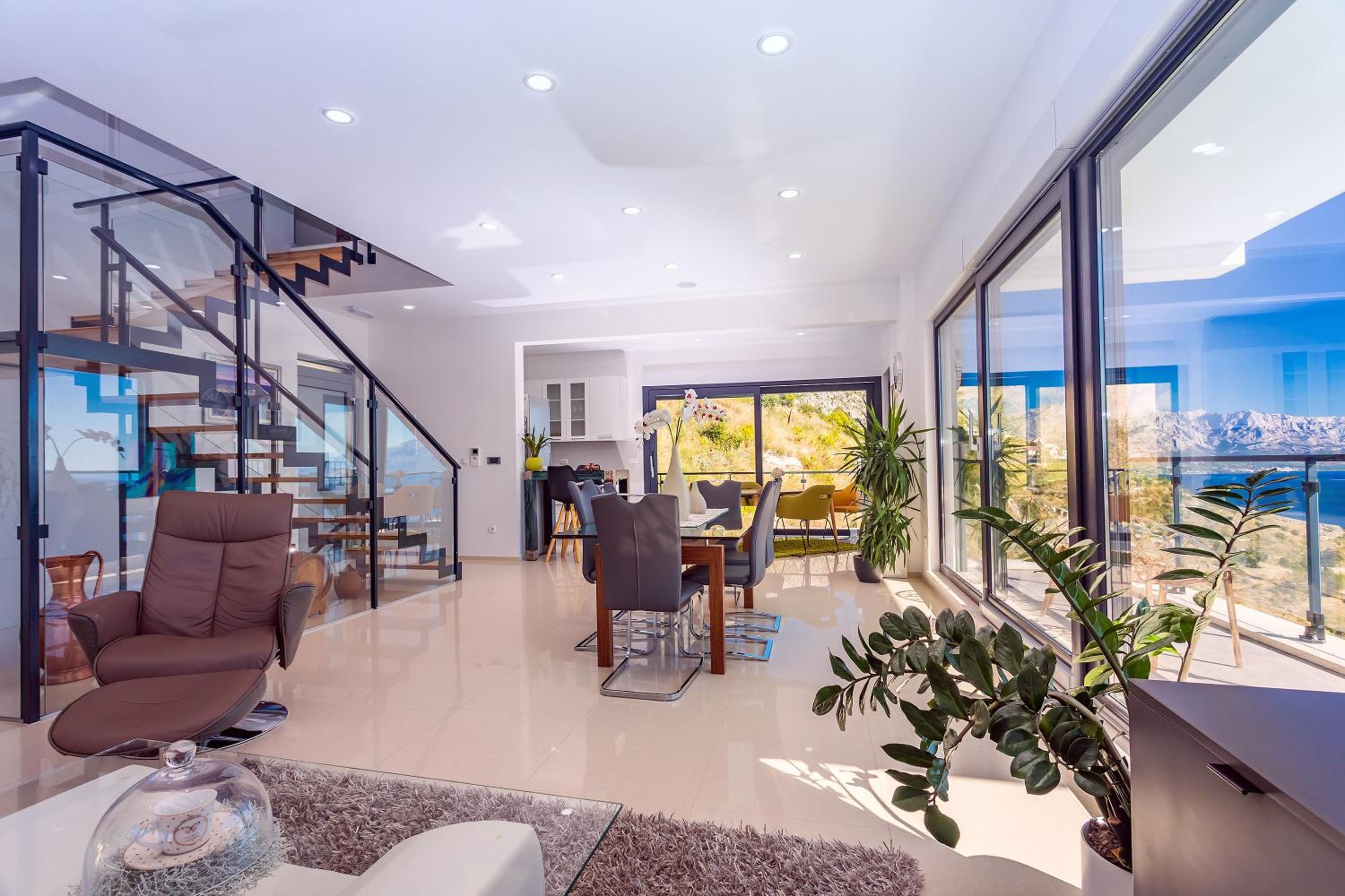 Villa photo 1