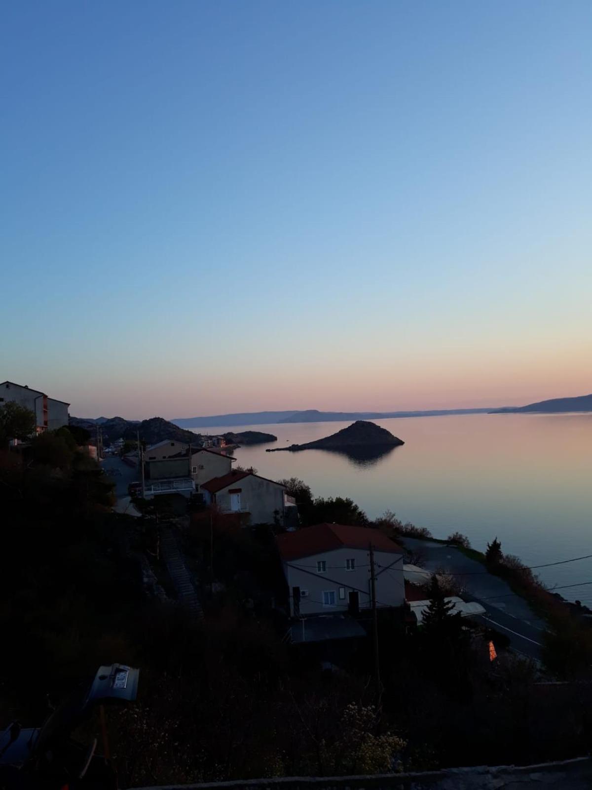 Apartment with Sea View photo 3