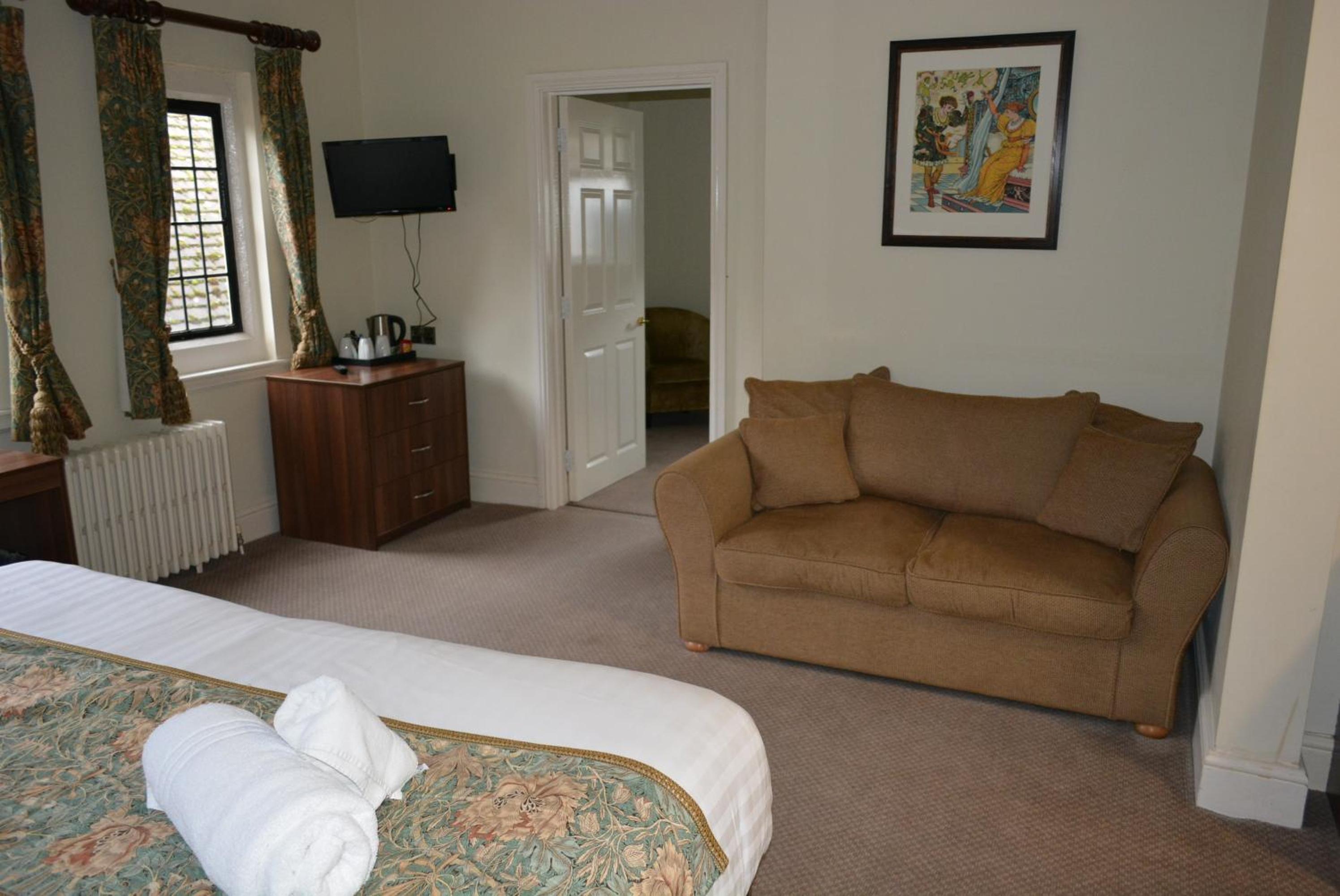 Deluxe Suite photo 2
