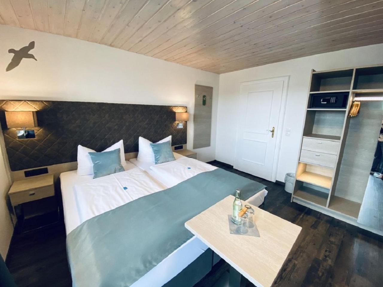 Standard Double Room photo 3