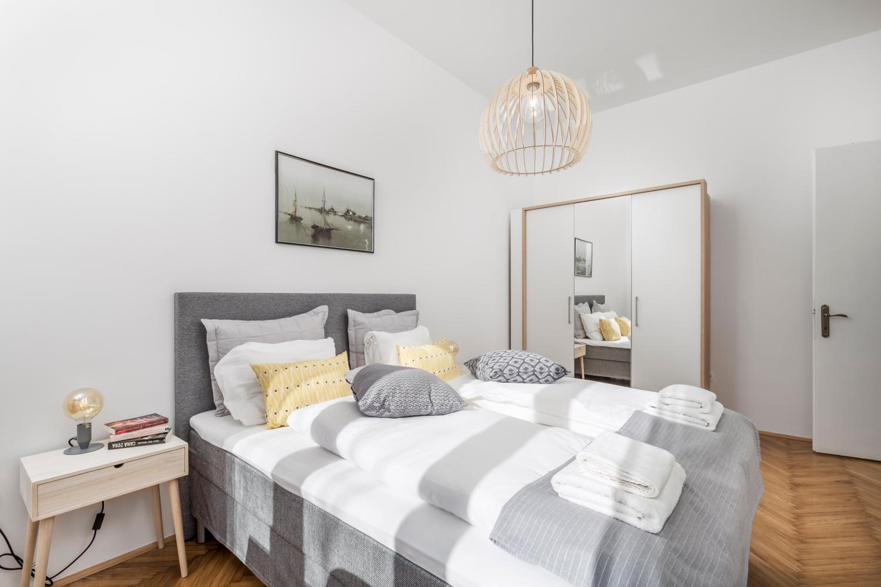 Two-Bedroom Apartment - Photo 7