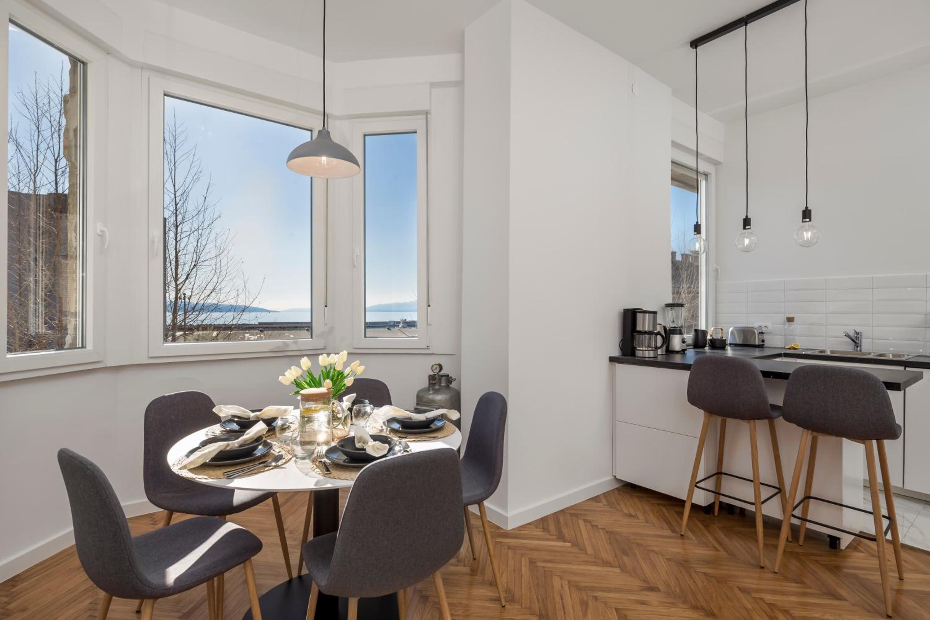 Two-Bedroom Apartment - Photo 13
