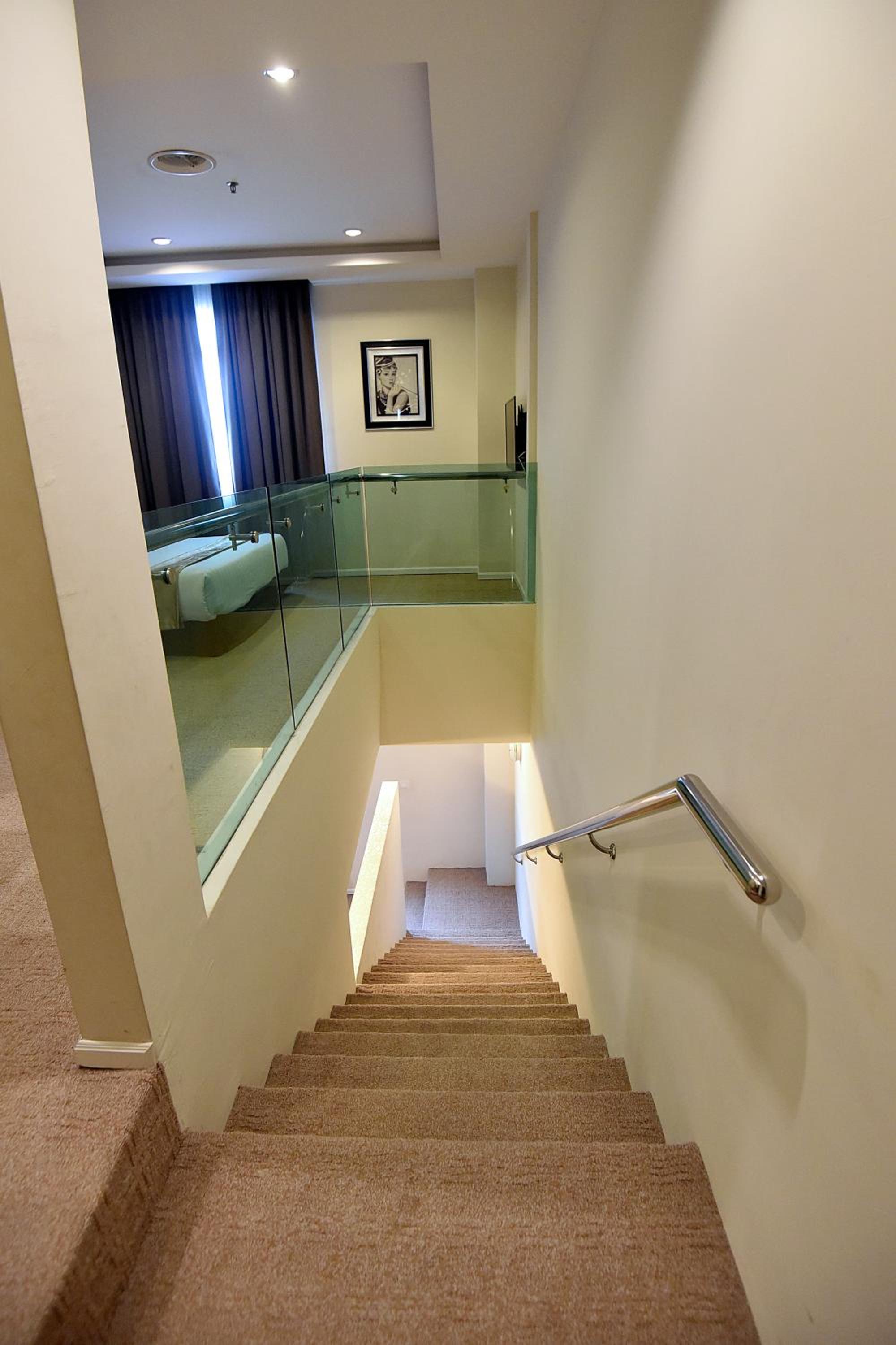 Duplex 1 Bedroom - Photo 5