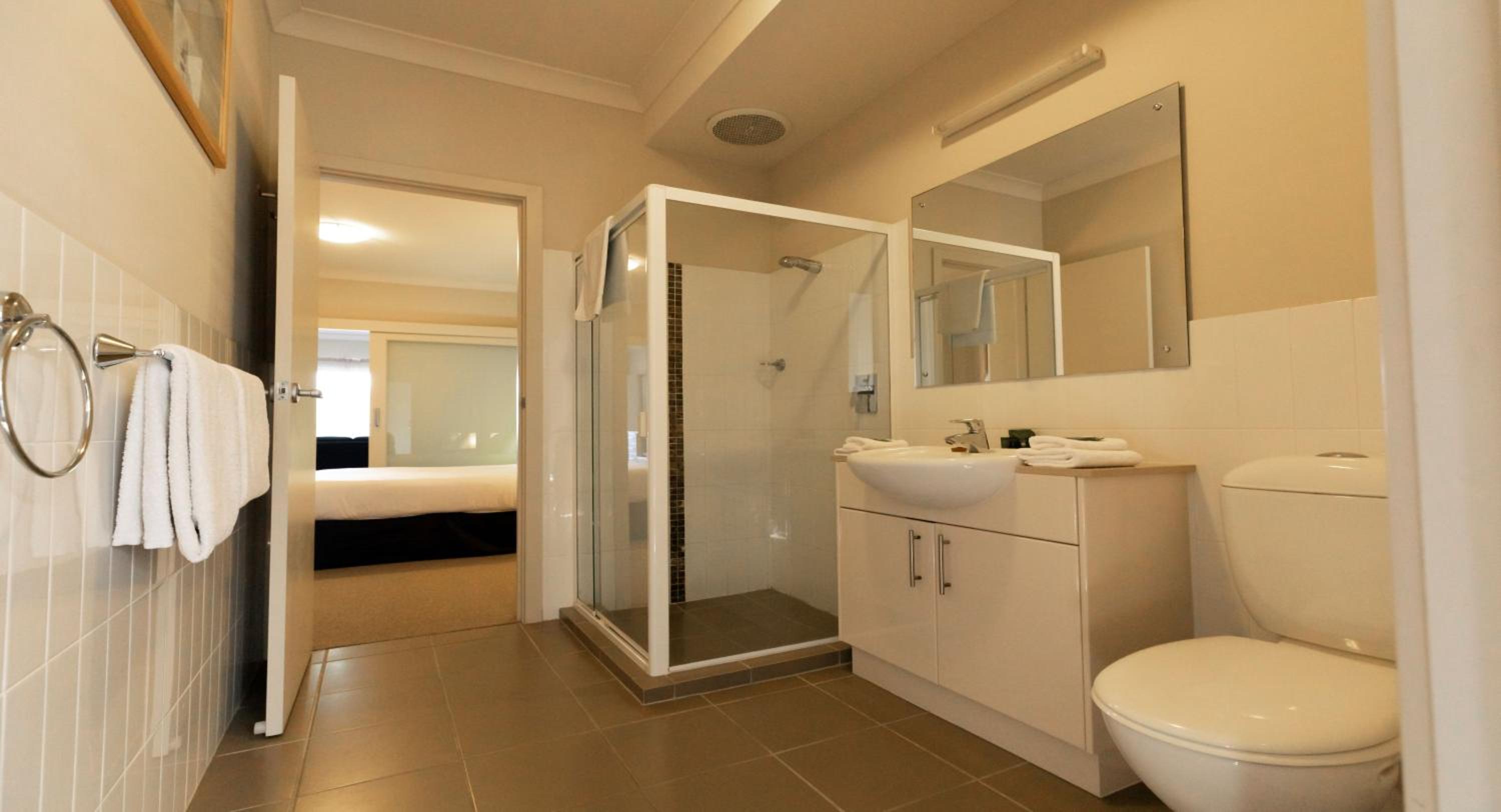Deluxe Suite photo 3