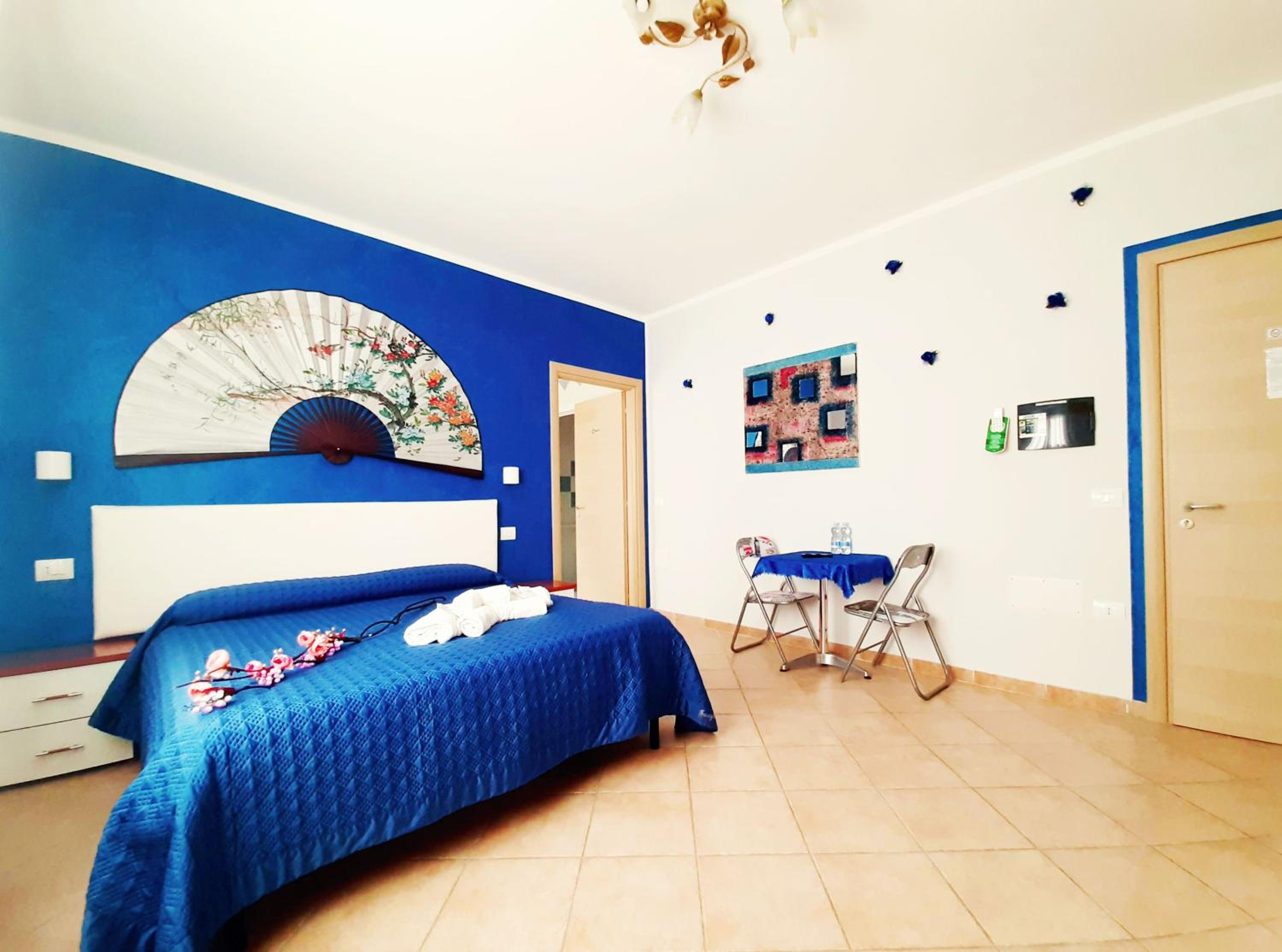 Deluxe Double Room with Extra Bed