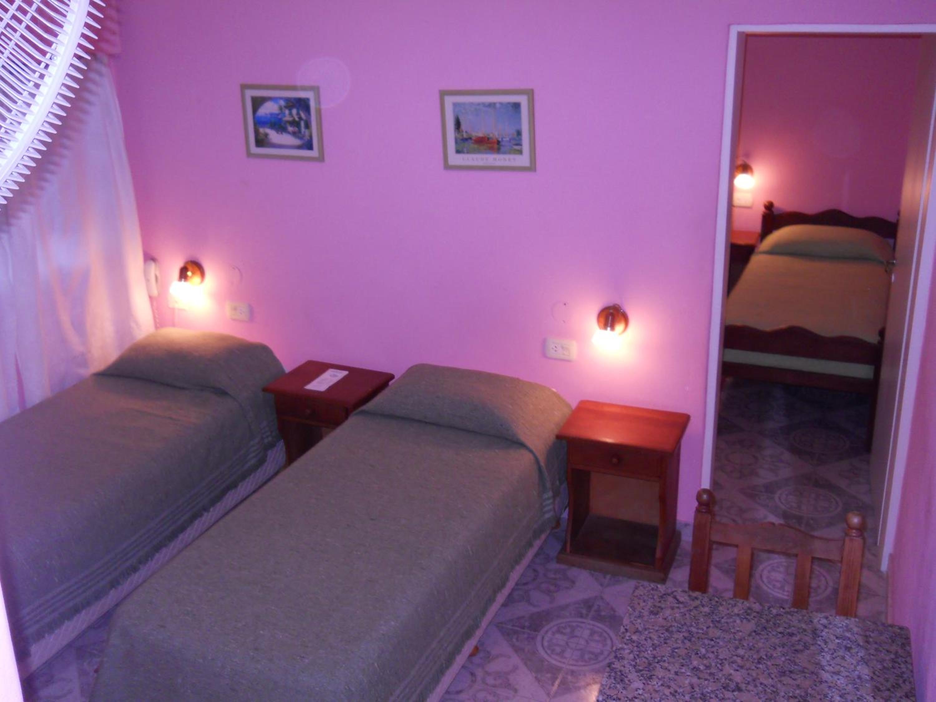 Family Room (5 Adults)