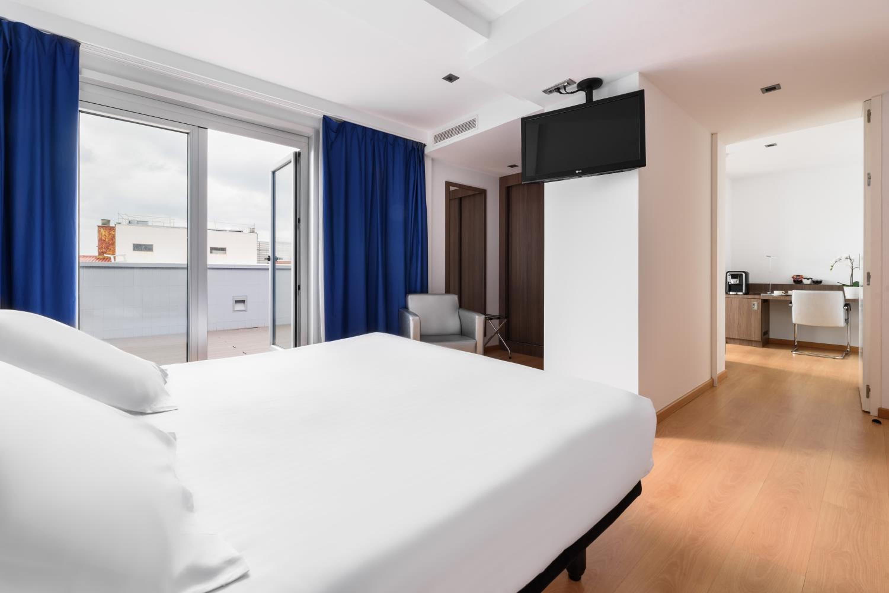 Junior Suite with Terrace photo 3