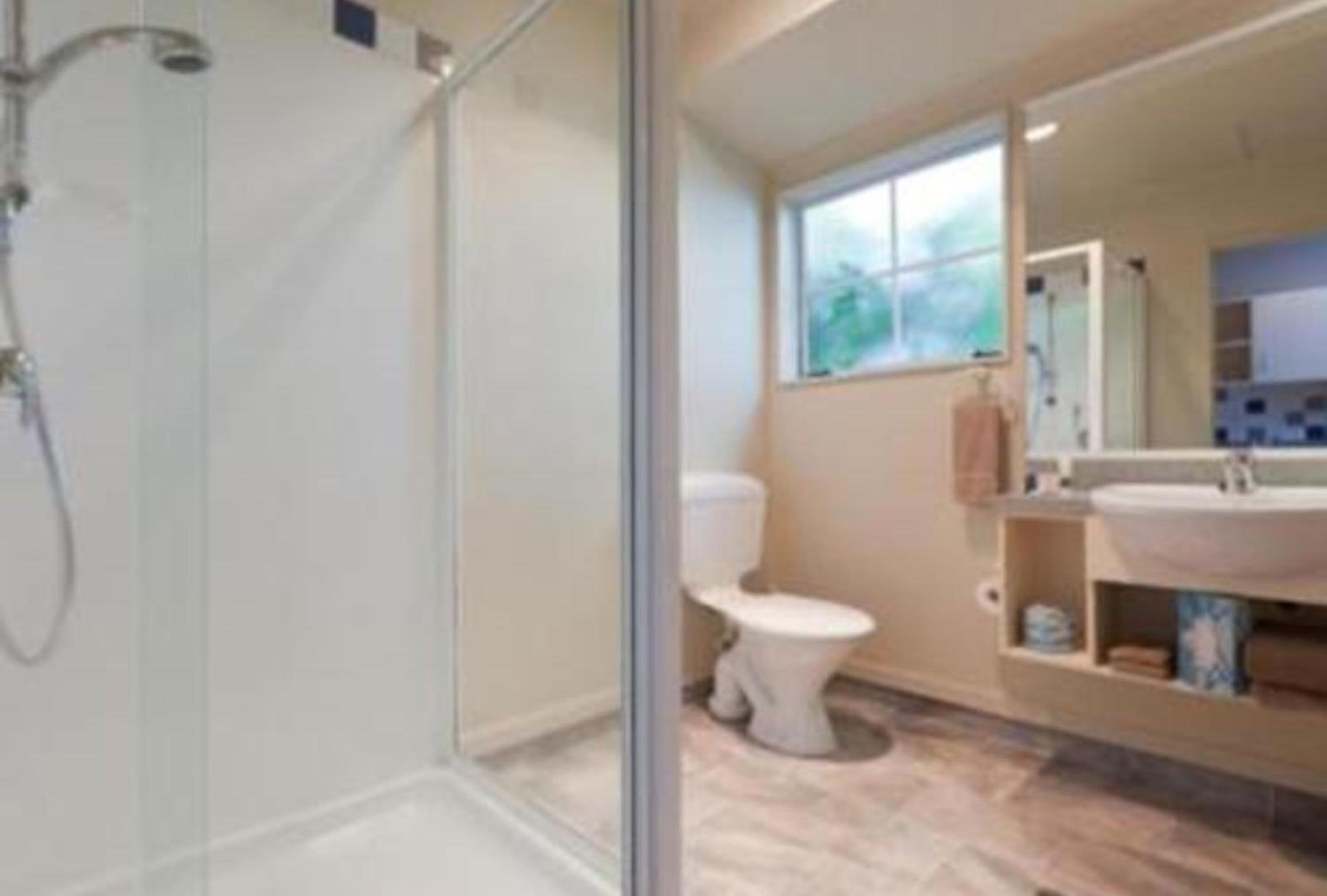 One-Bedroom Twin Apartment - Photo 3