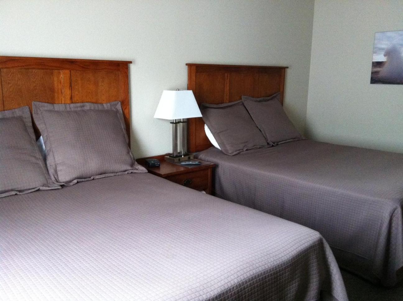 King Bed photo 3