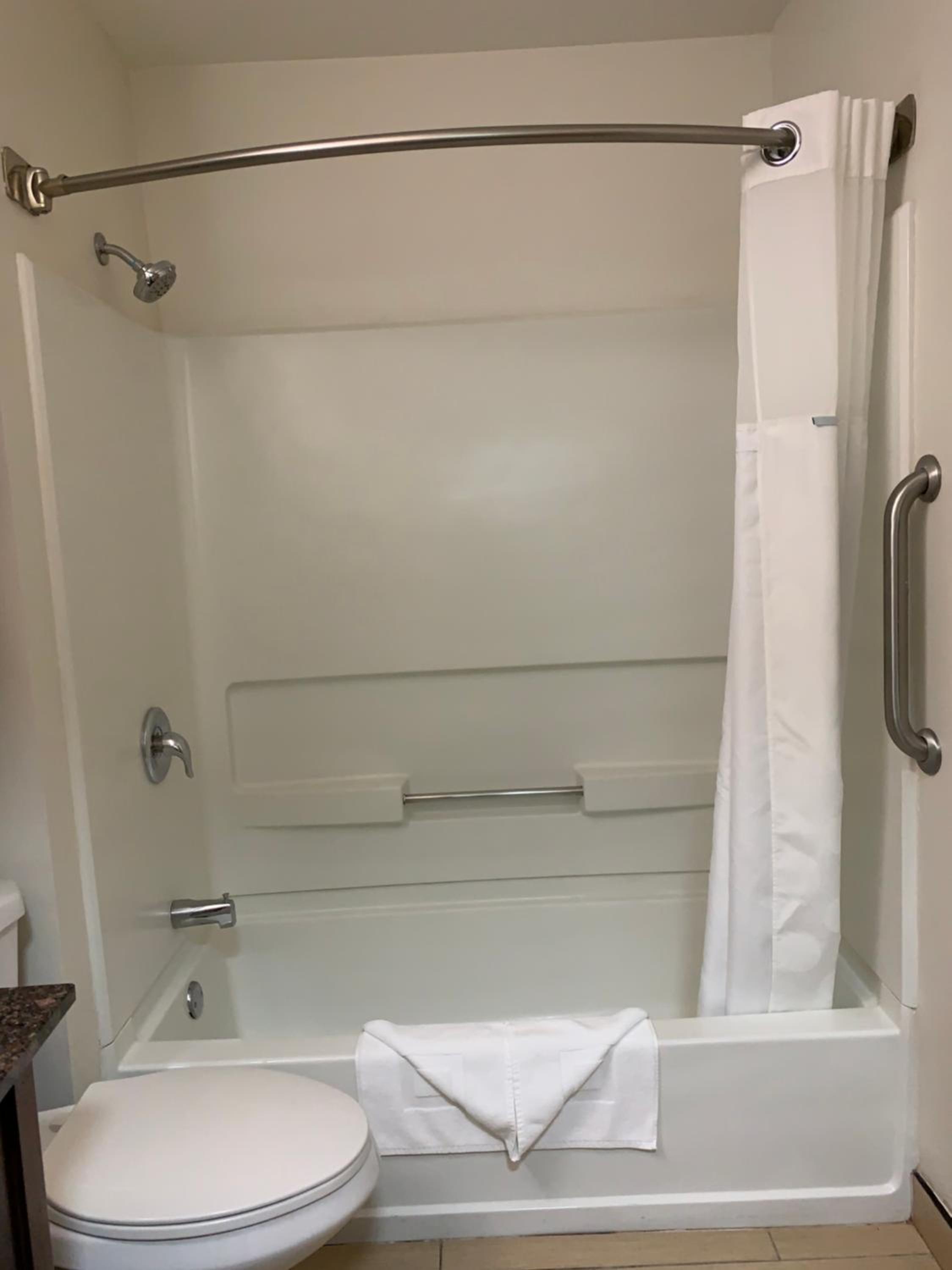 Deluxe King Studio Suite - Non-Smoking - Photo 2