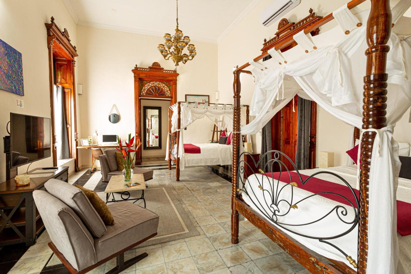 Deluxe Family Suite