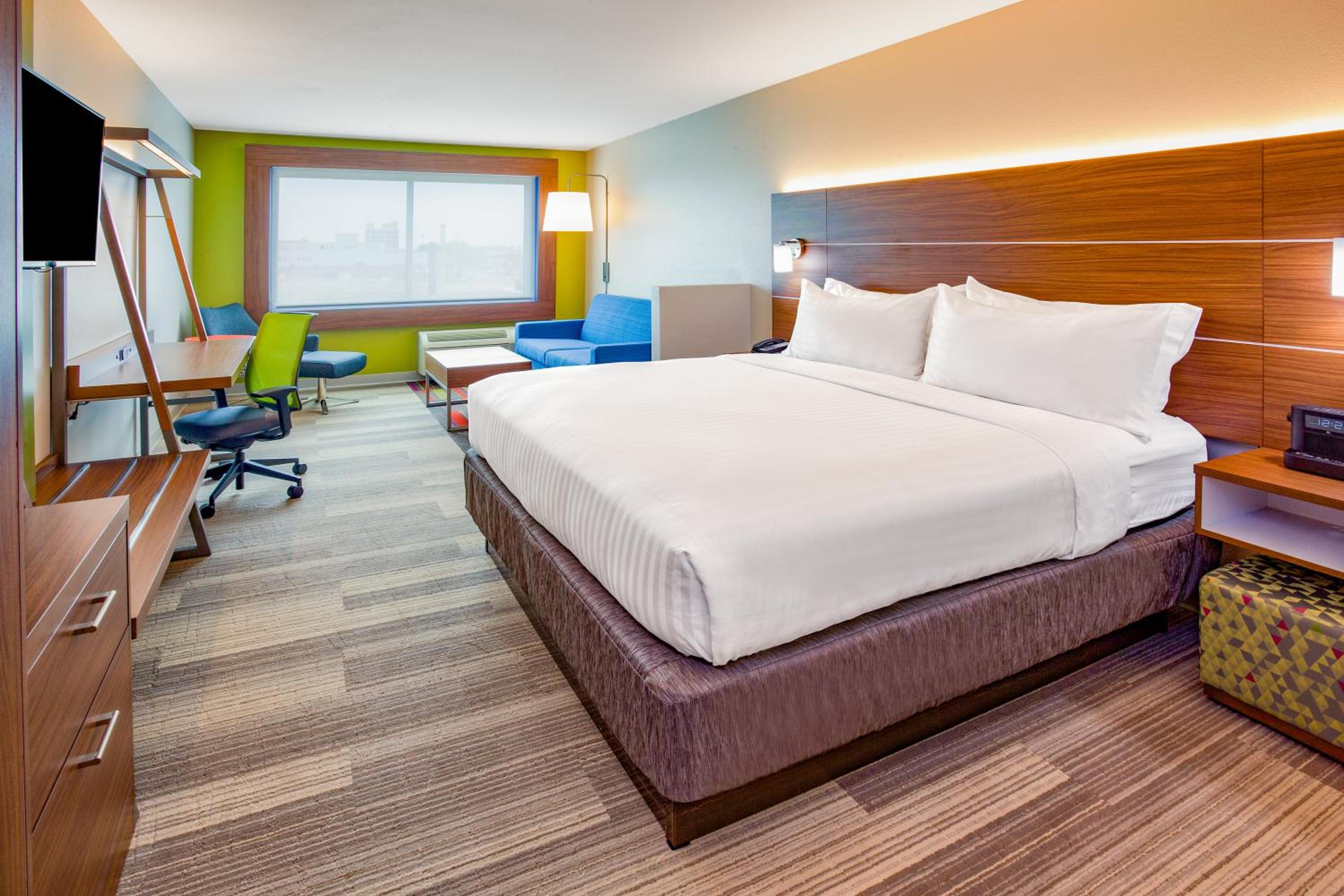 Suite - Hearing Accessible - Non-Smoking photo 1
