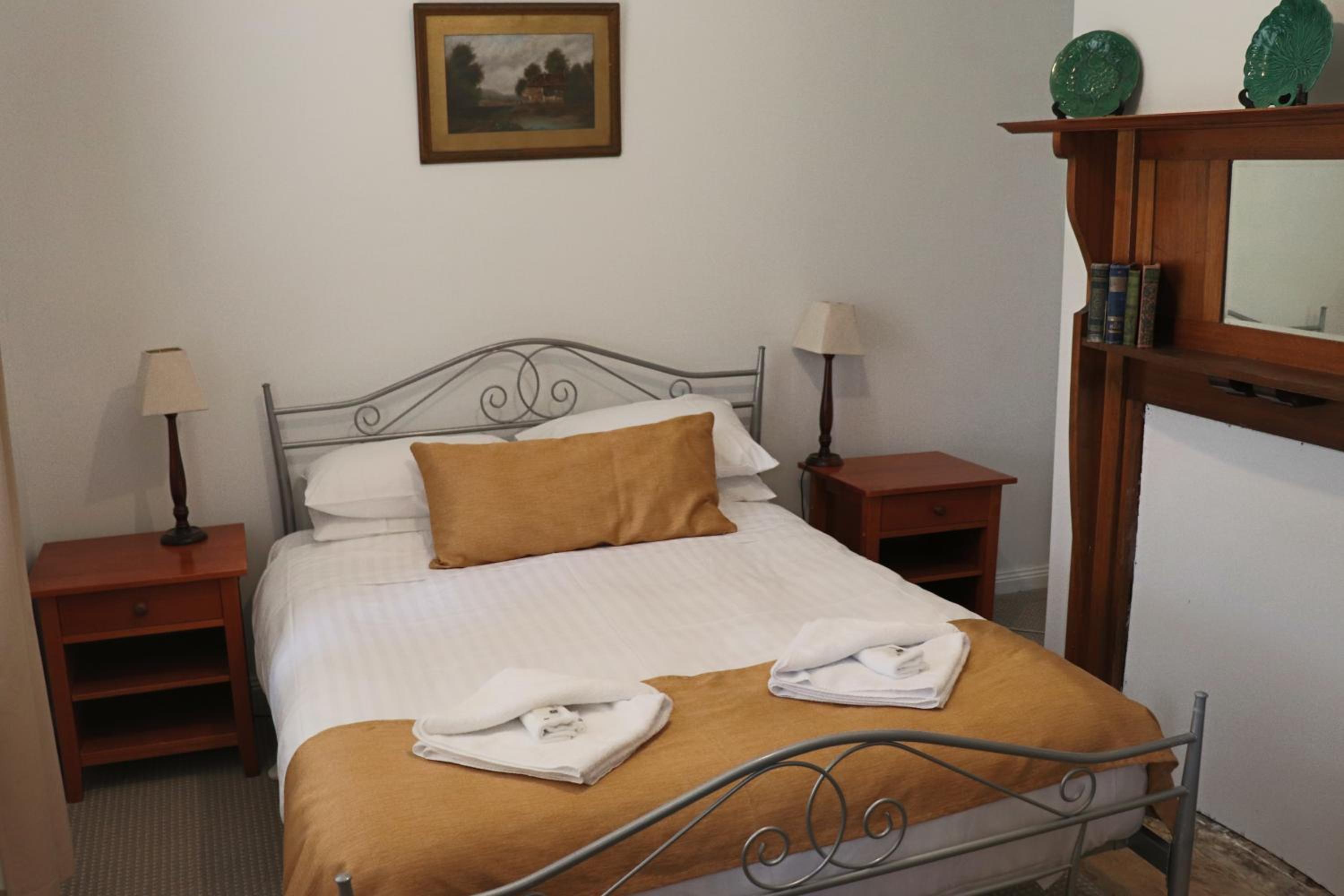 Two-Bedroom Cottage photo 3