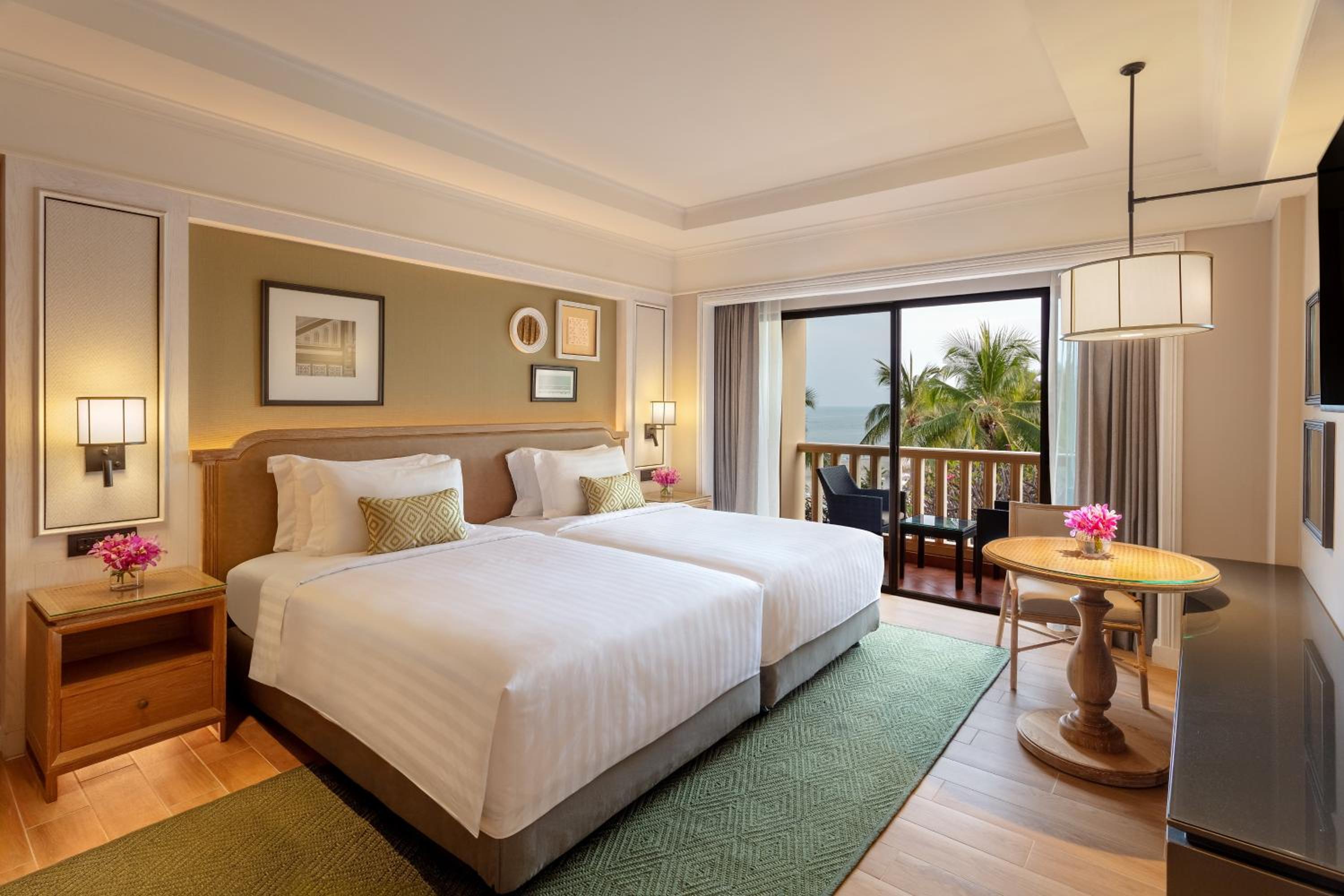 Premium Ocean View Twin - Photo 1